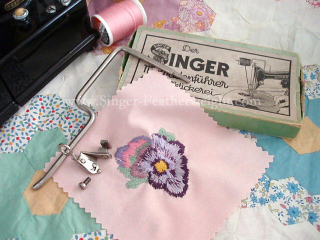 Singer Arrasane Embroidery & Darning Foot