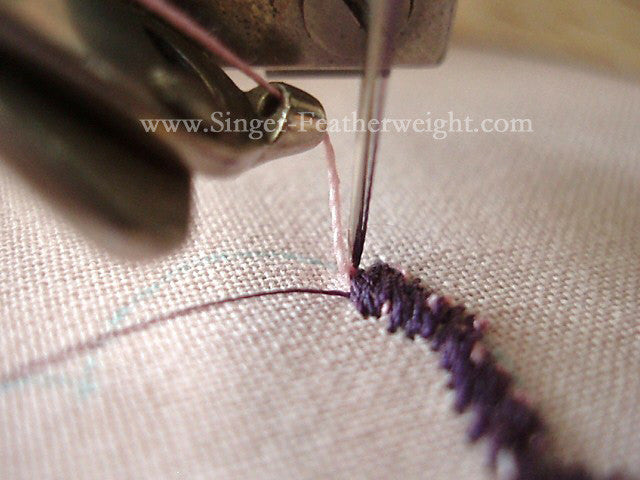 Singer Arrasane Embroidery & Darning Foot