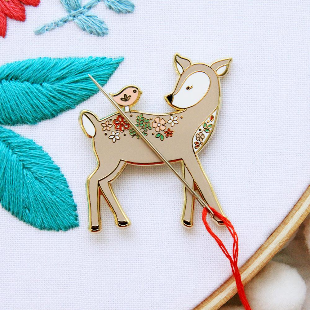 Needle Minder, FLORAL DEER by Flamingo Toes