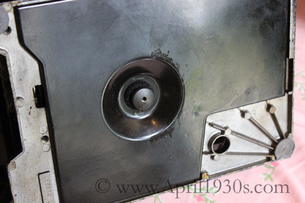 singer featherweight drip pan