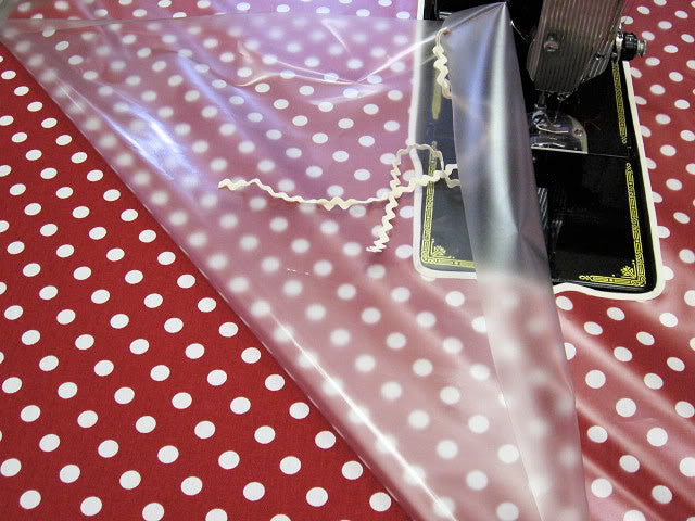 Pattern, Featherweight Table Cover (digital download)