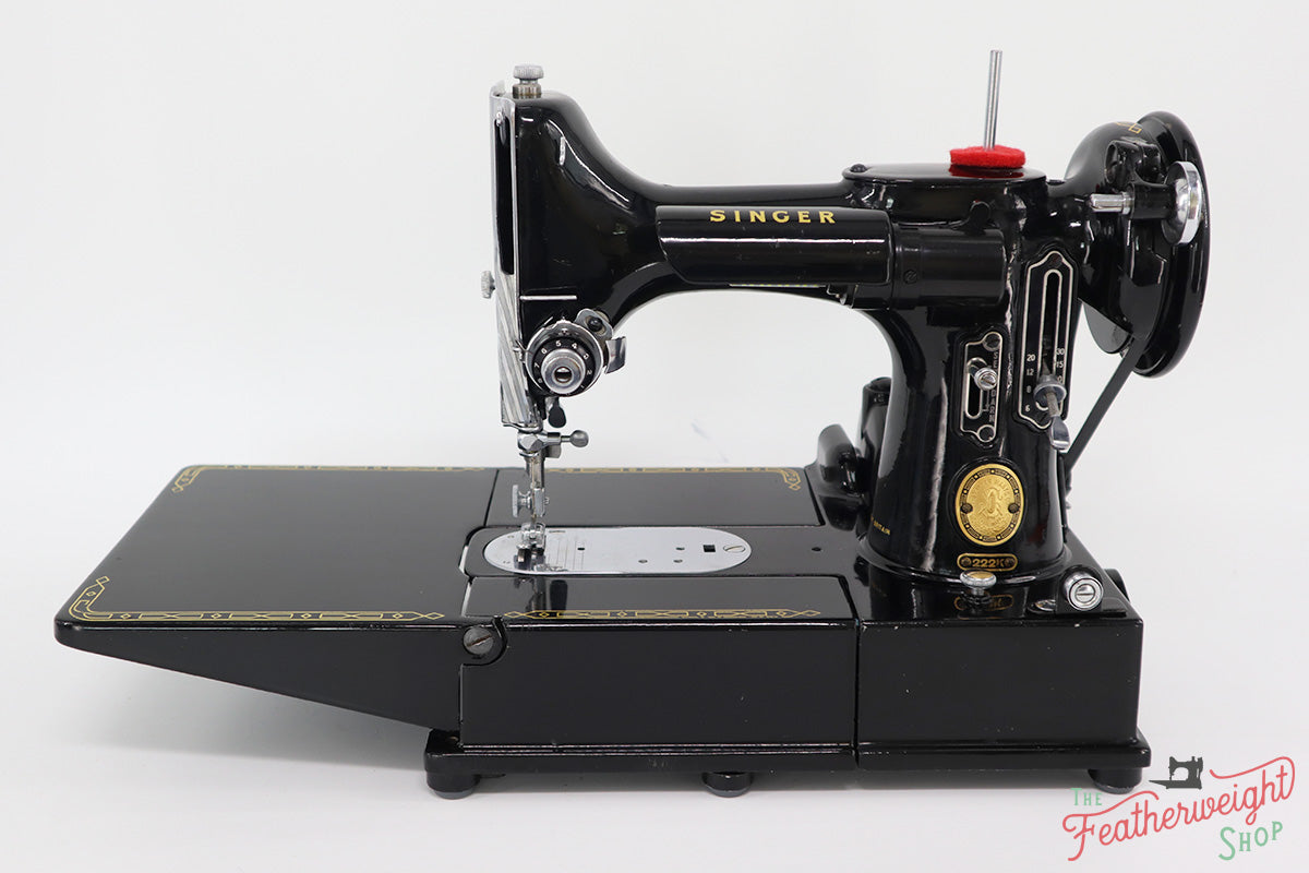 Singer Featherweight 222K Sewing Machine EK632***