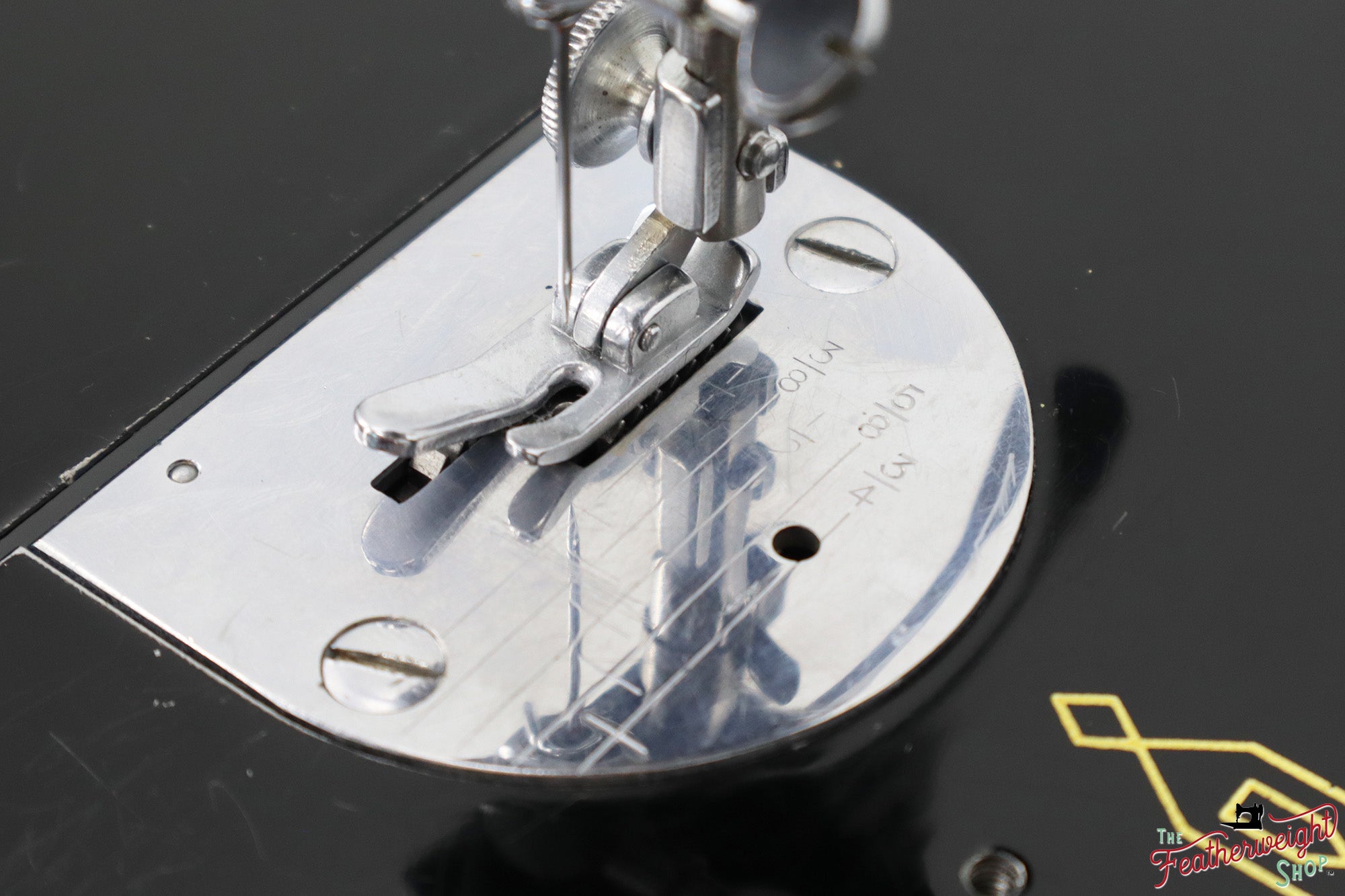 Singer Featherweight 221K Sewing Machine, 1955 - EK986***