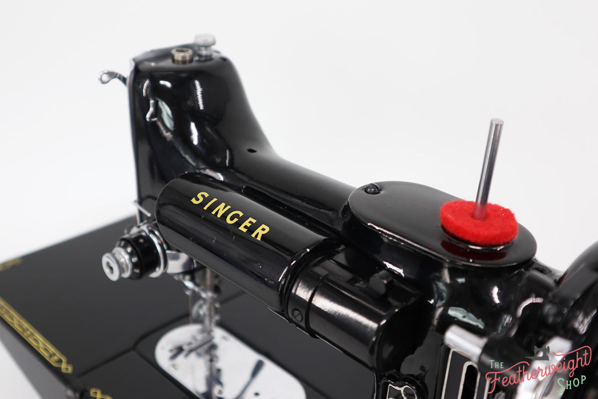 Singer Featherweight 222K Sewing Machine EK632***