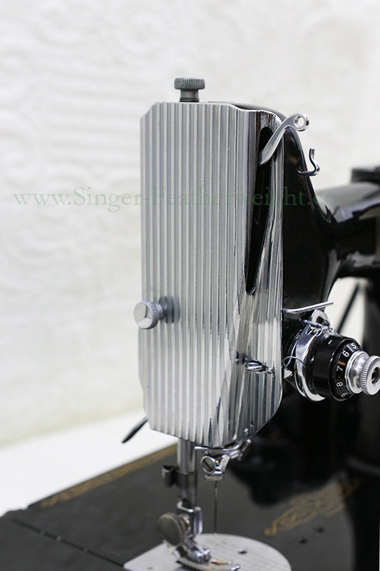 Singer Featherweight 221 Sewing Machine, AM383***