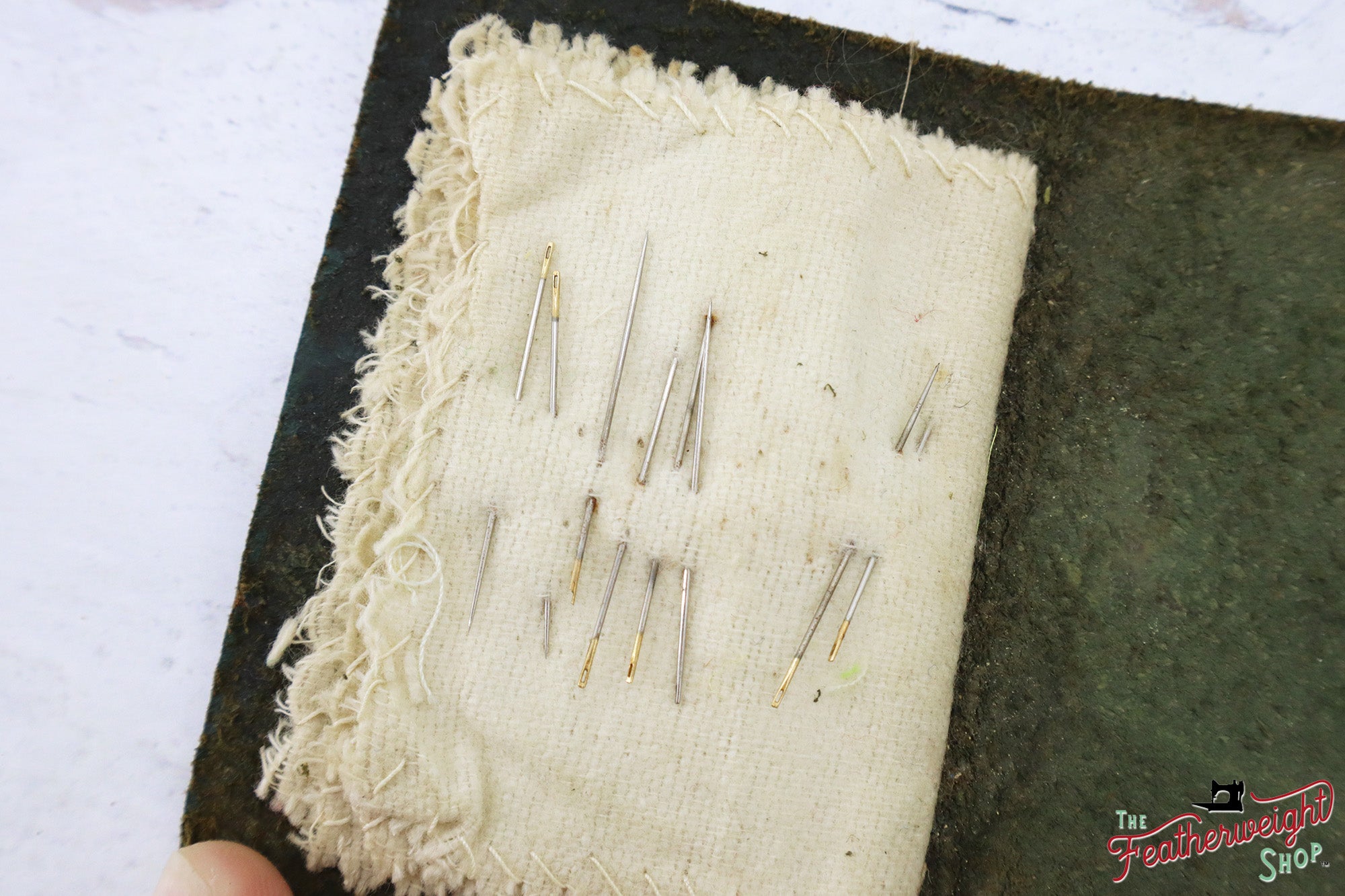 Hand Needles - Singer Pocket Book, (Vintage Original) - RARE