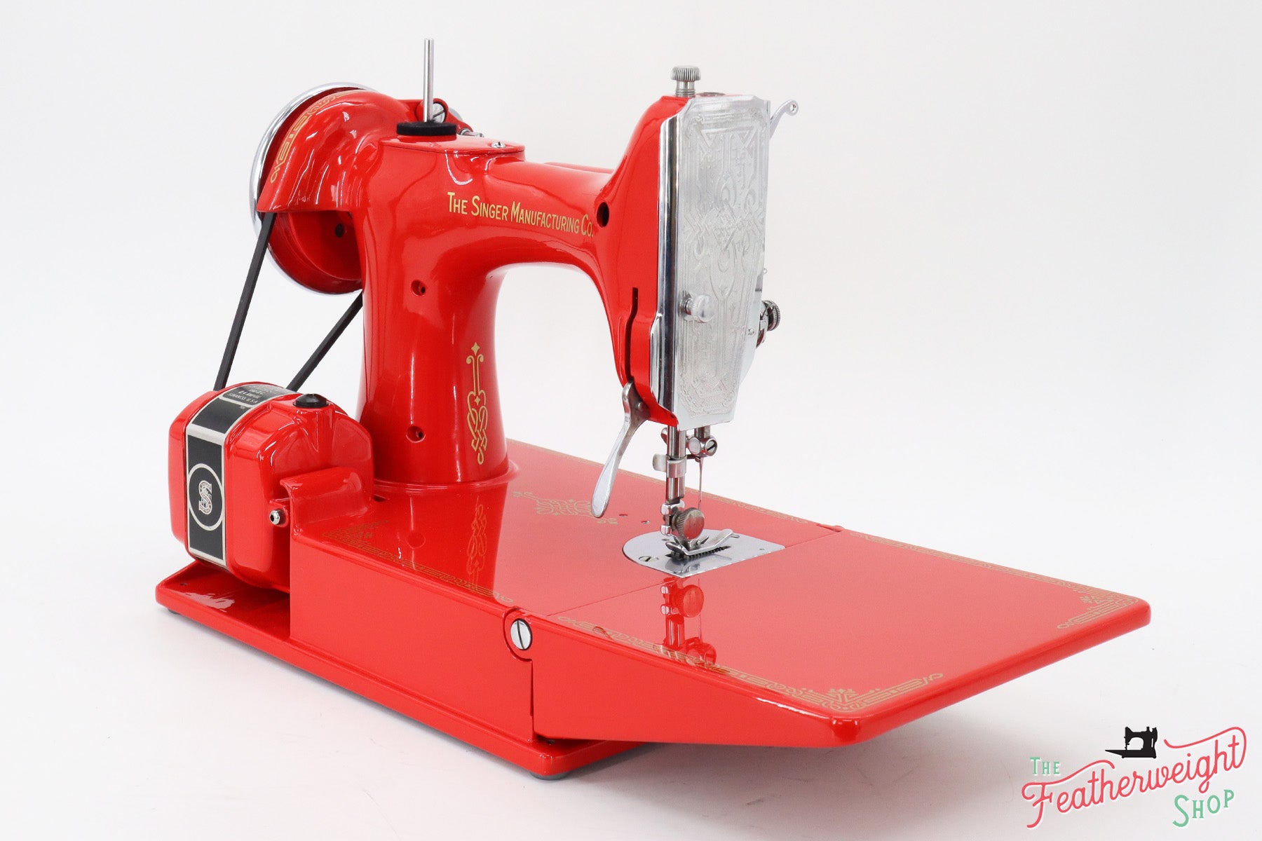 Singer Featherweight 221 Sewing Machine 1933 AD550*** - Fully Restored in Liberty Red