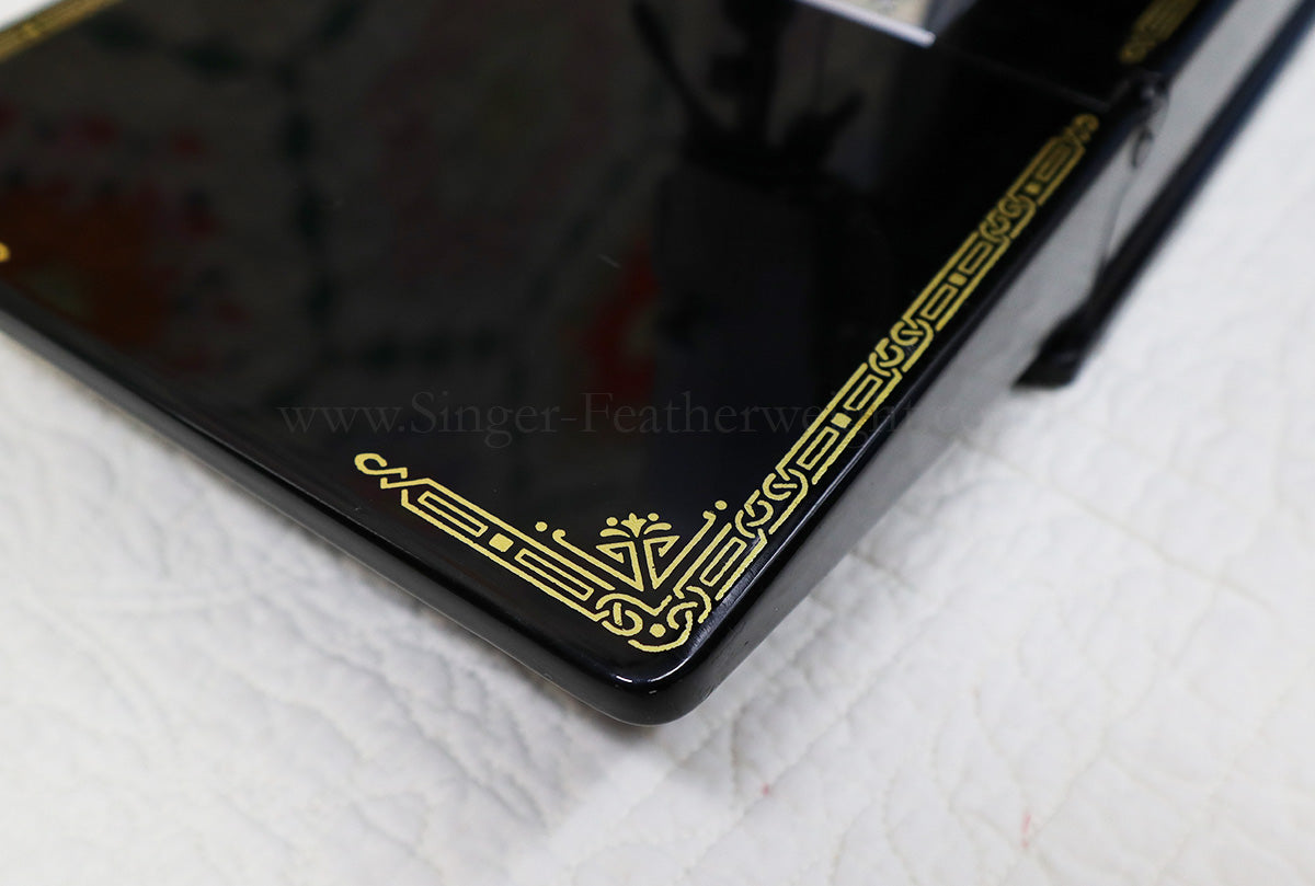 Singer Featherweight 221 Sewing Machine, AL169***