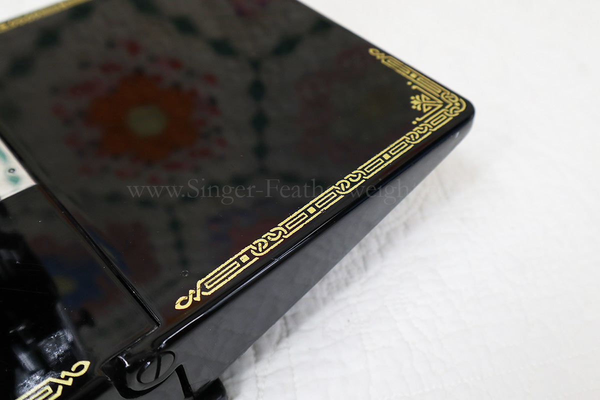 Singer Featherweight 221 Sewing Machine, AL169***