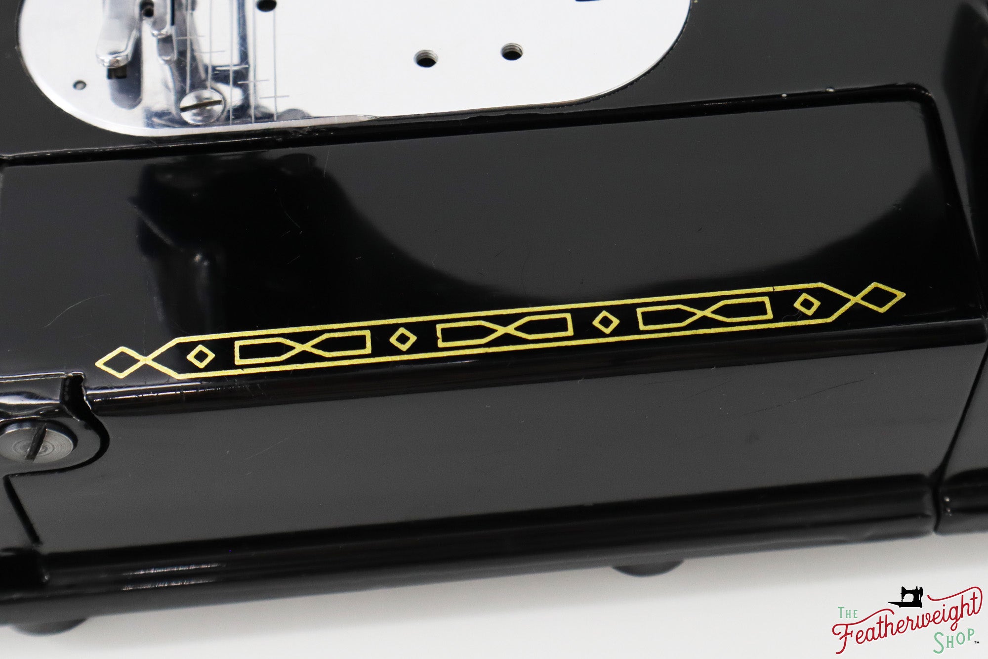 Singer Featherweight 222K Sewing Machine - EL686 - 1956