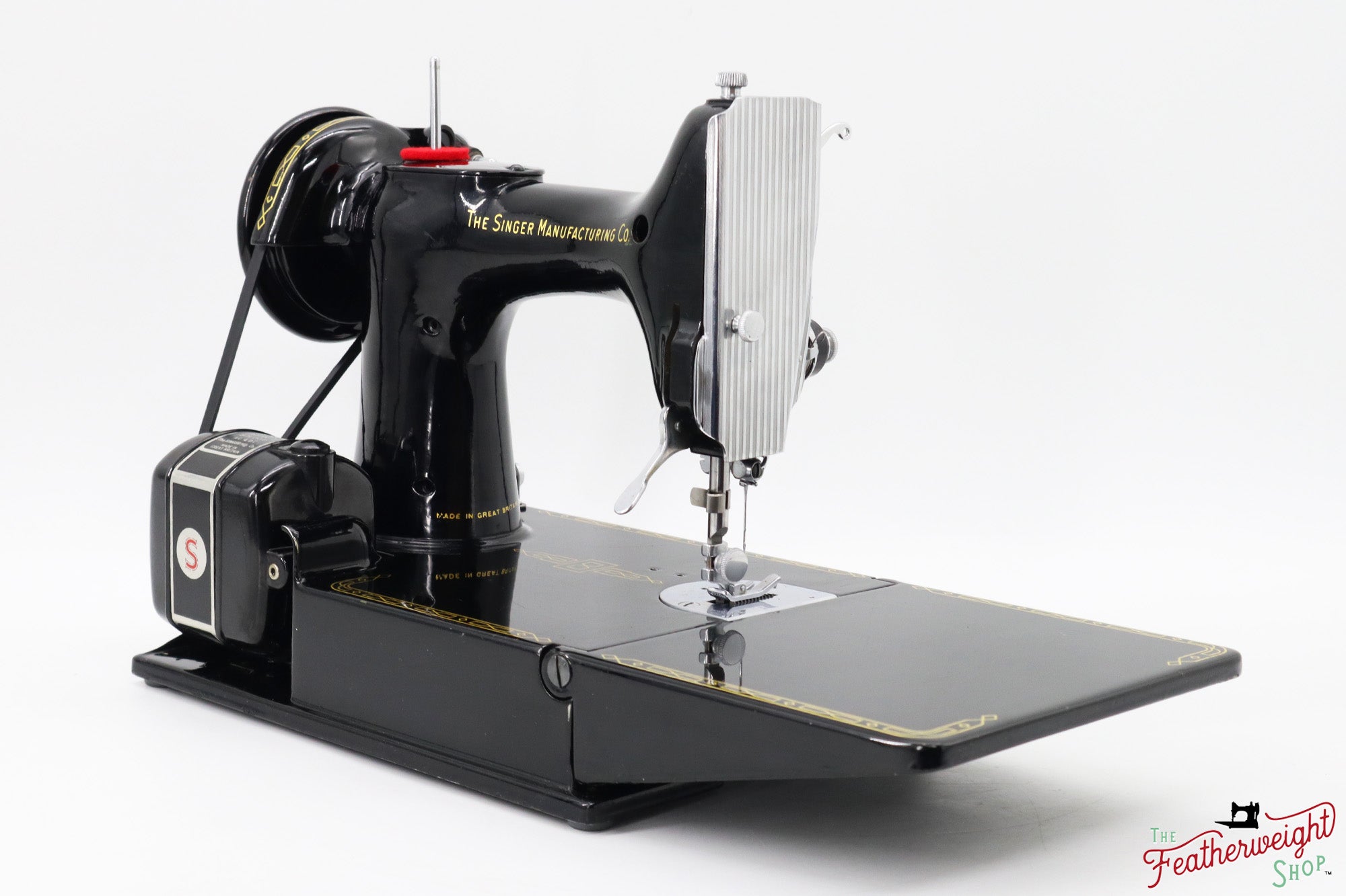 Singer Featherweight 221K Sewing Machine, 1955 - EK2111**