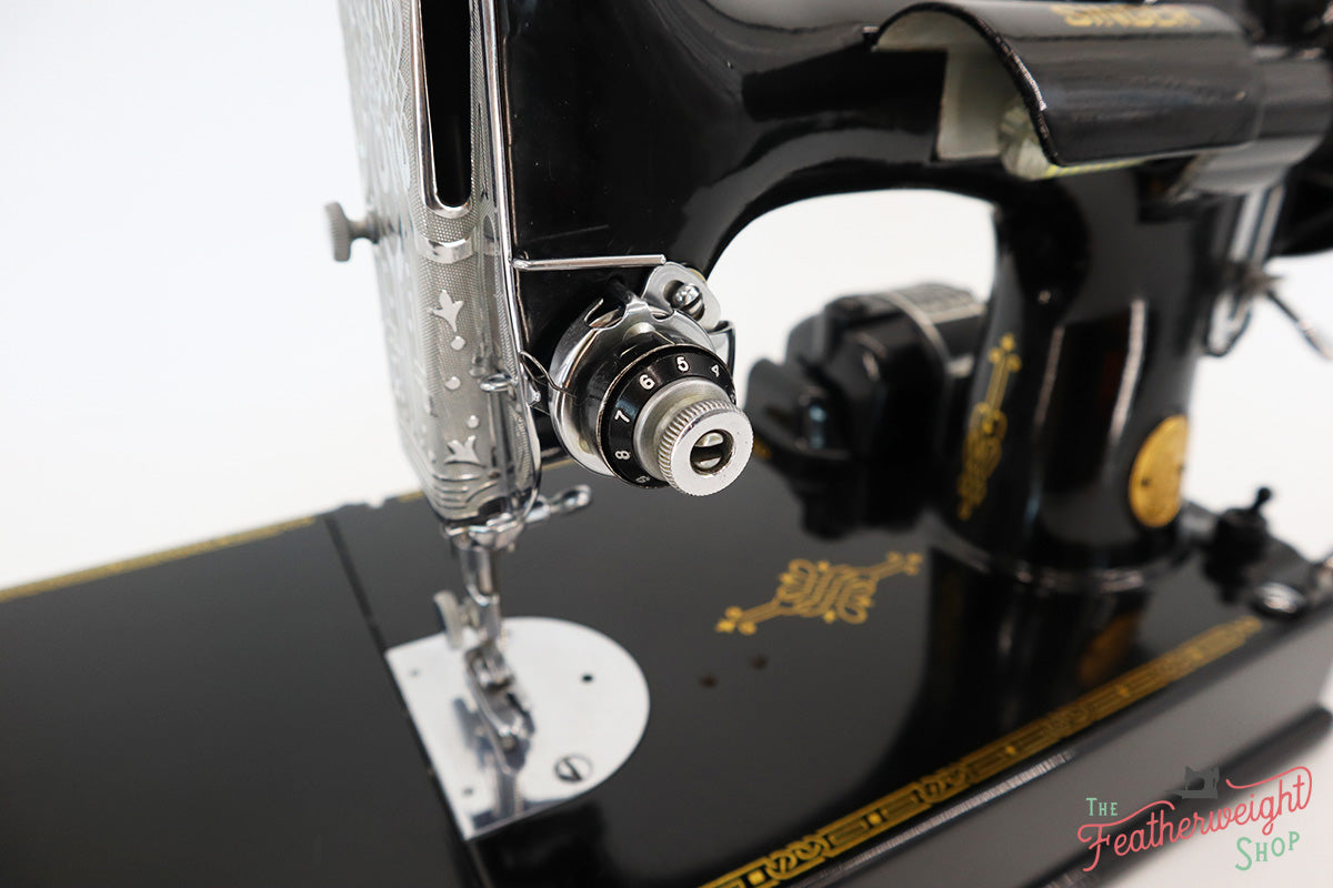 Singer Featherweight 221 Sewing Machine, AE987***
