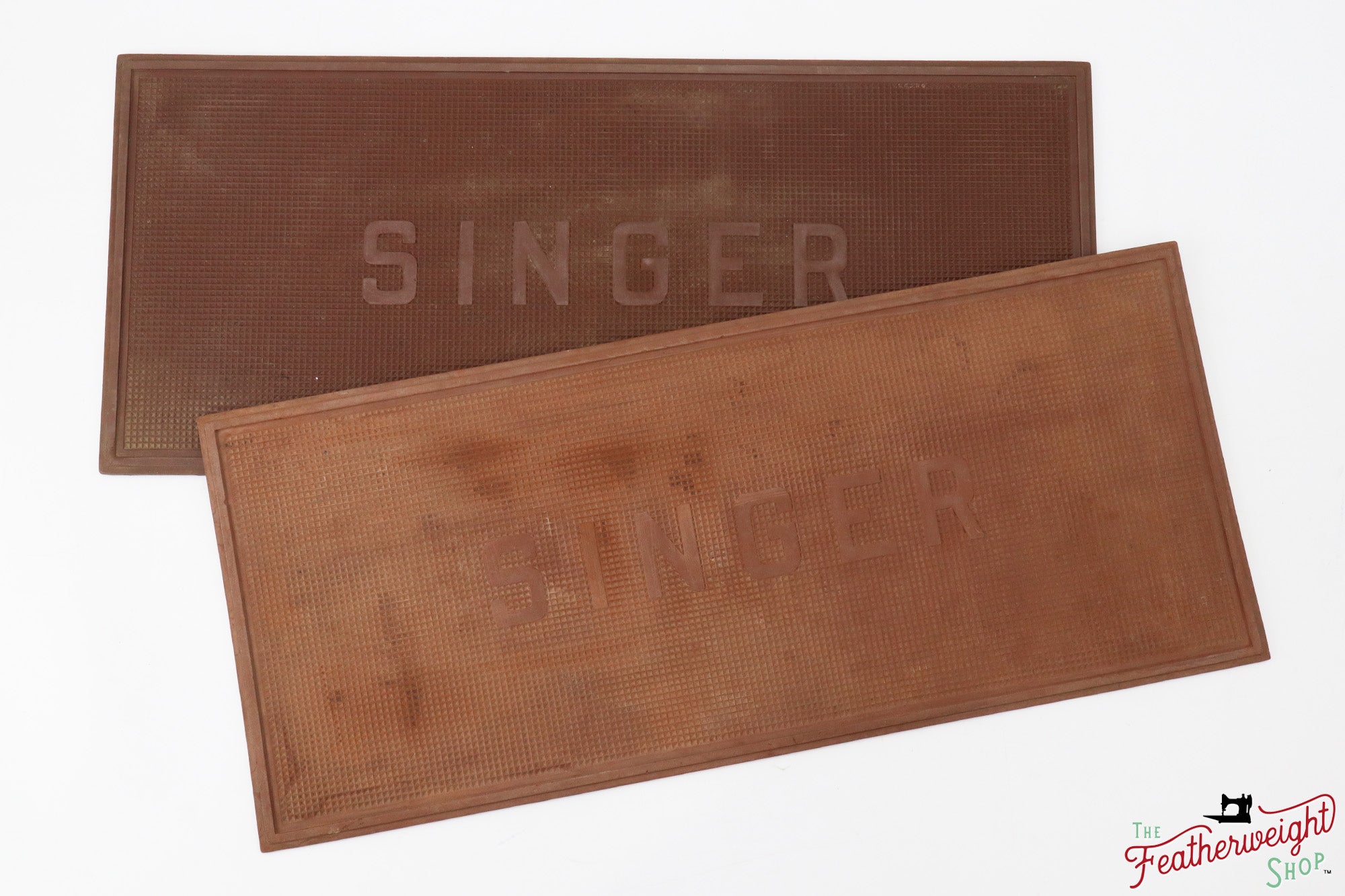 Rubber Table Mat for the Singer Featherweight 221 & 222 (Vintage Original)