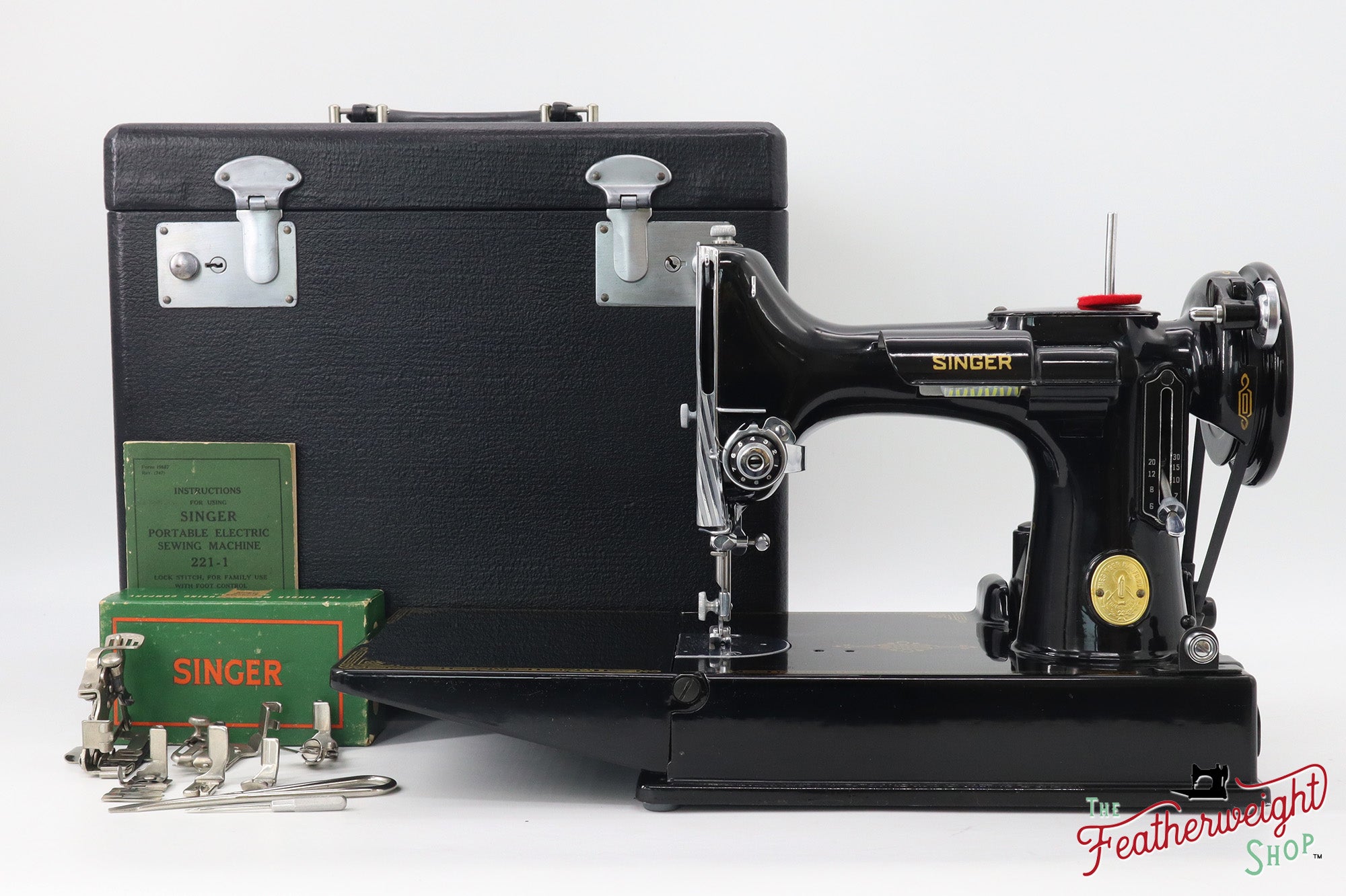Singer Featherweight 221 Sewing Machine, AH207*** - 1947