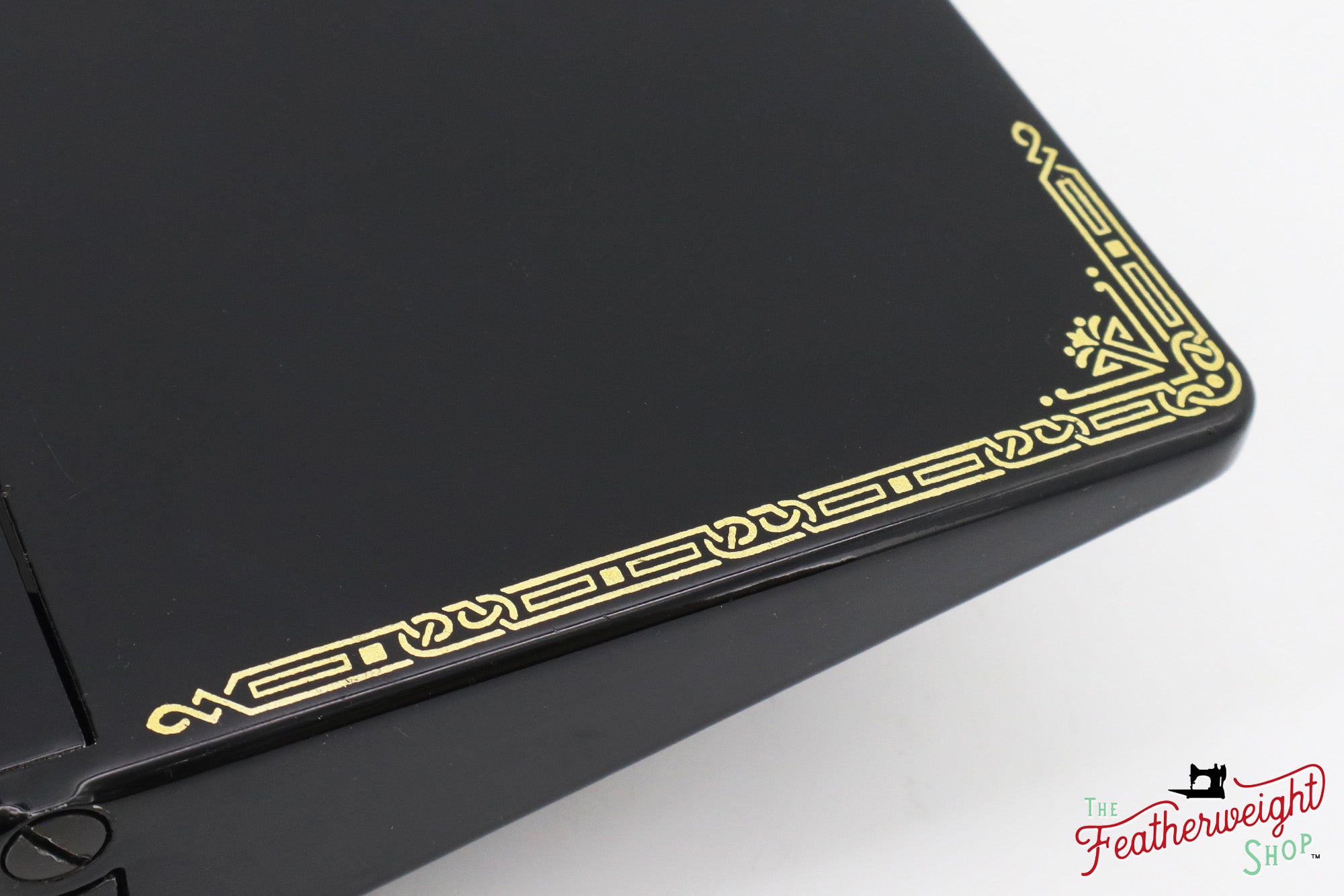 Singer Featherweight 221 Sewing Machine, AH207*** - 1947