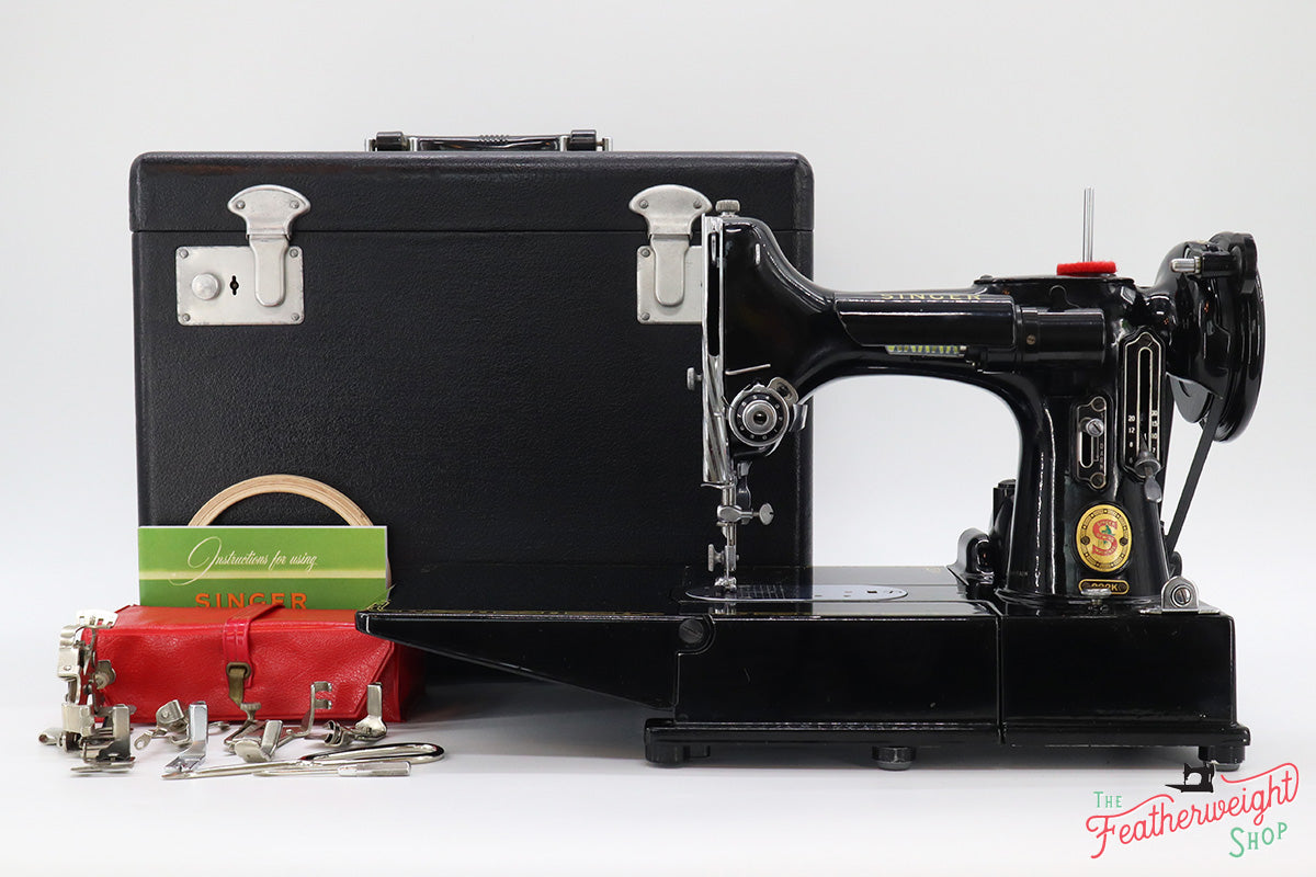 Singer Featherweight 222K Sewing Machine, RED "S" EP7604**