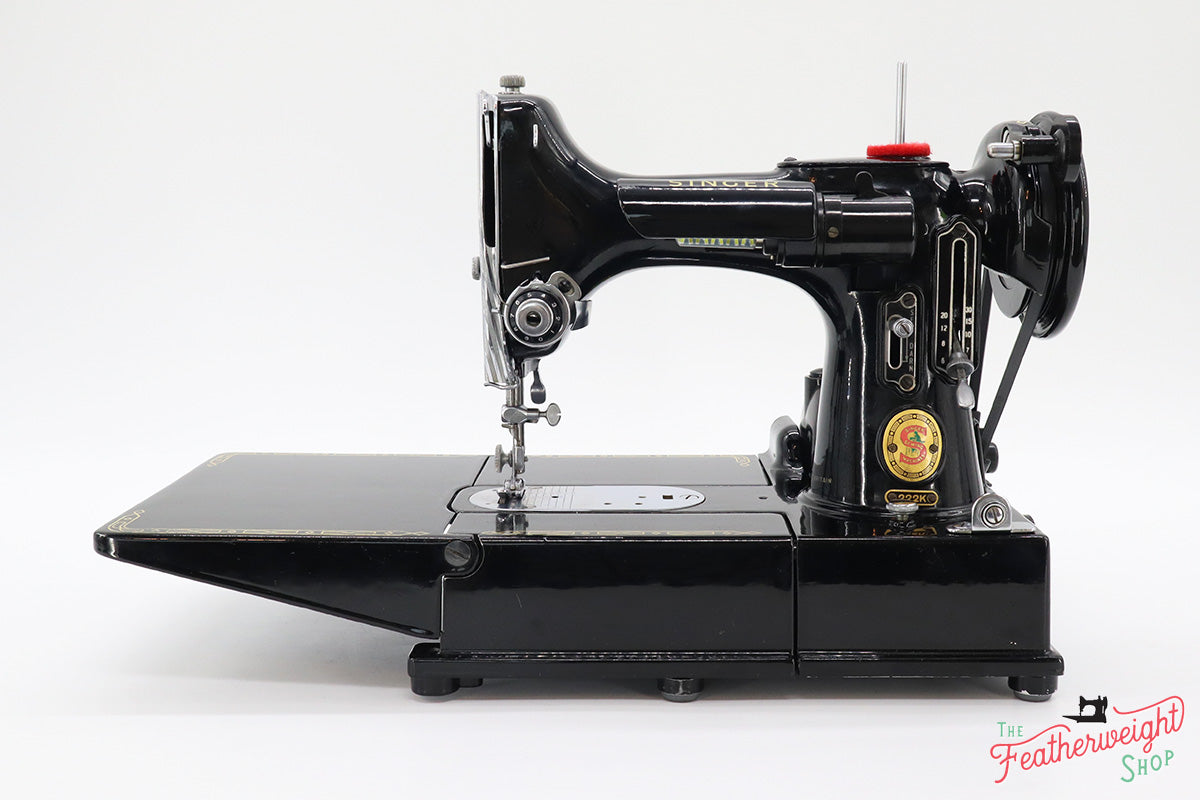 Singer Featherweight 222K Sewing Machine, RED "S" EP7604**