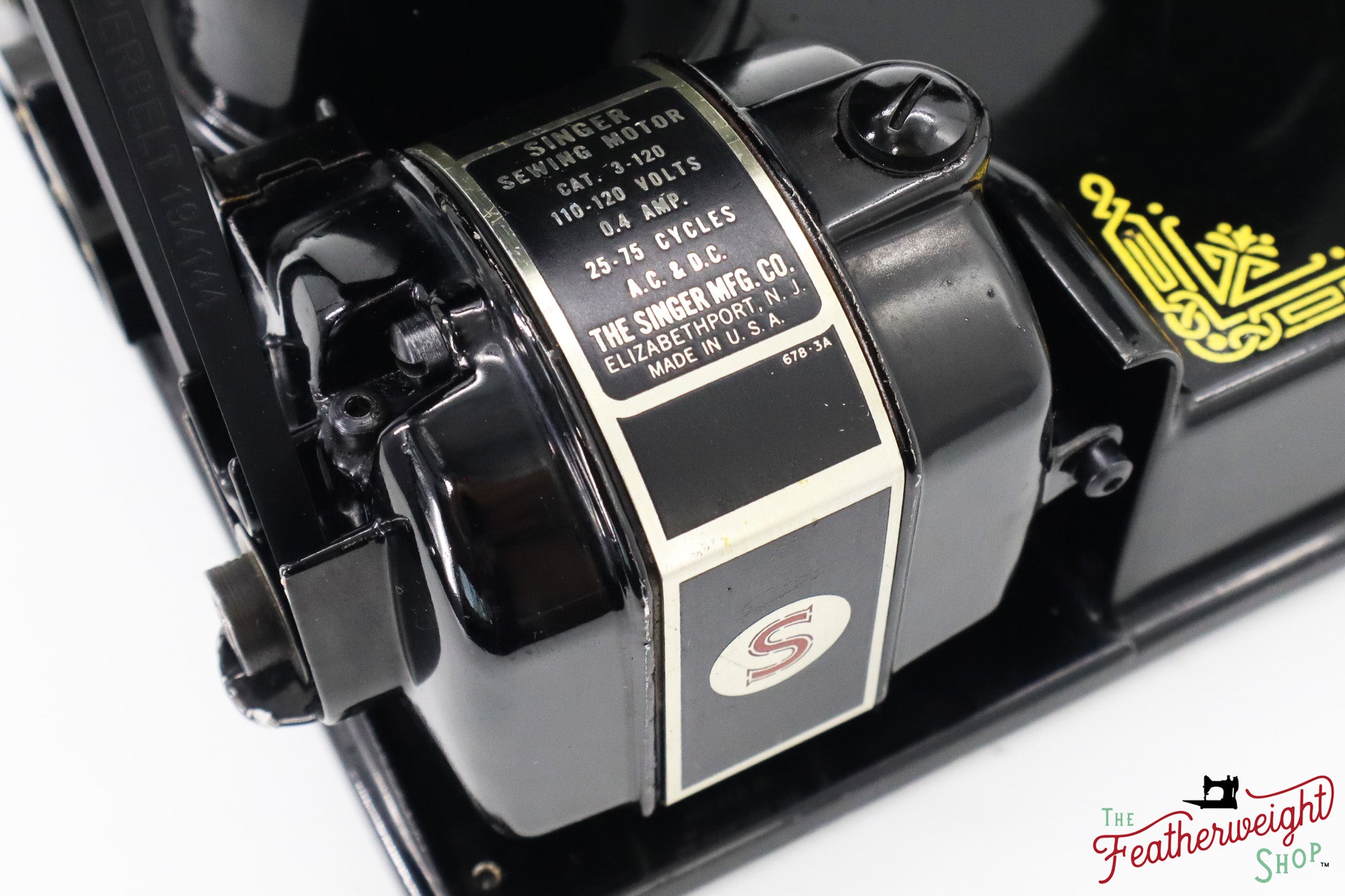 Singer Featherweight 221 Sewing Machine, Centennial: AK427***