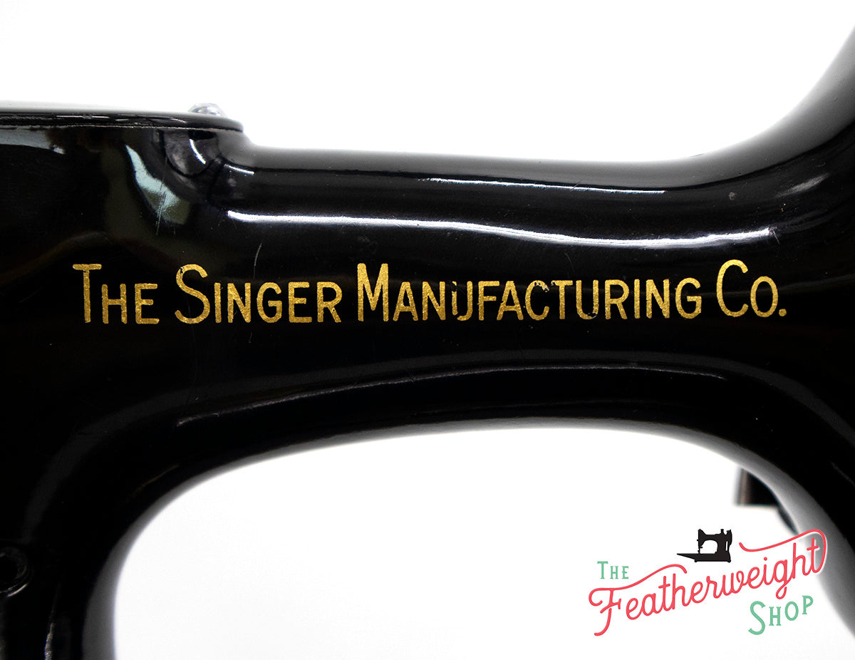 Singer Featherweight 221 Sewing Machine, AF391*** - Corduroy Insert - RARE