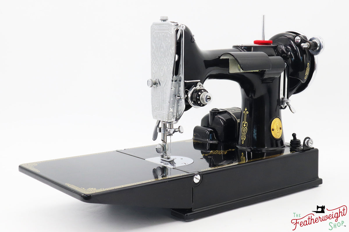 Singer Featherweight 221 Sewing Machine For Sale The Singer