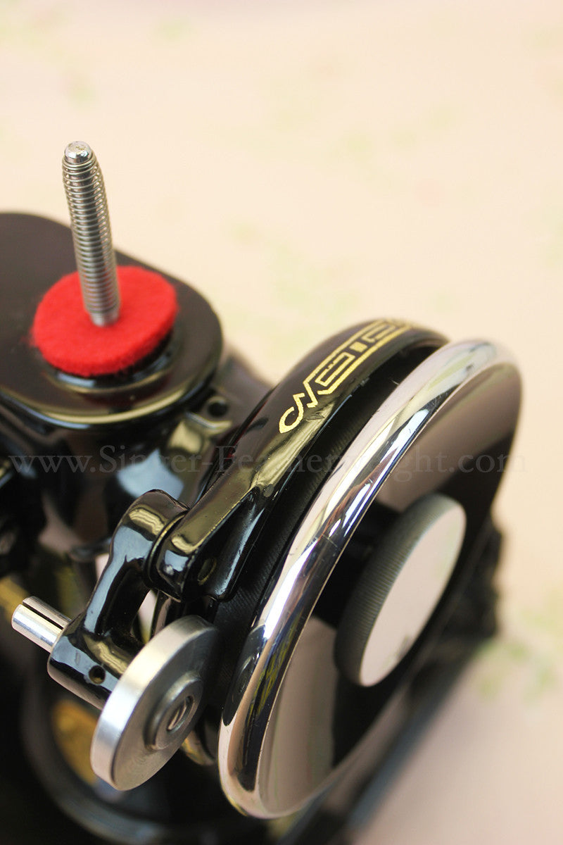 Singer Featherweight 221 Sewing machine, 1933 AD546***