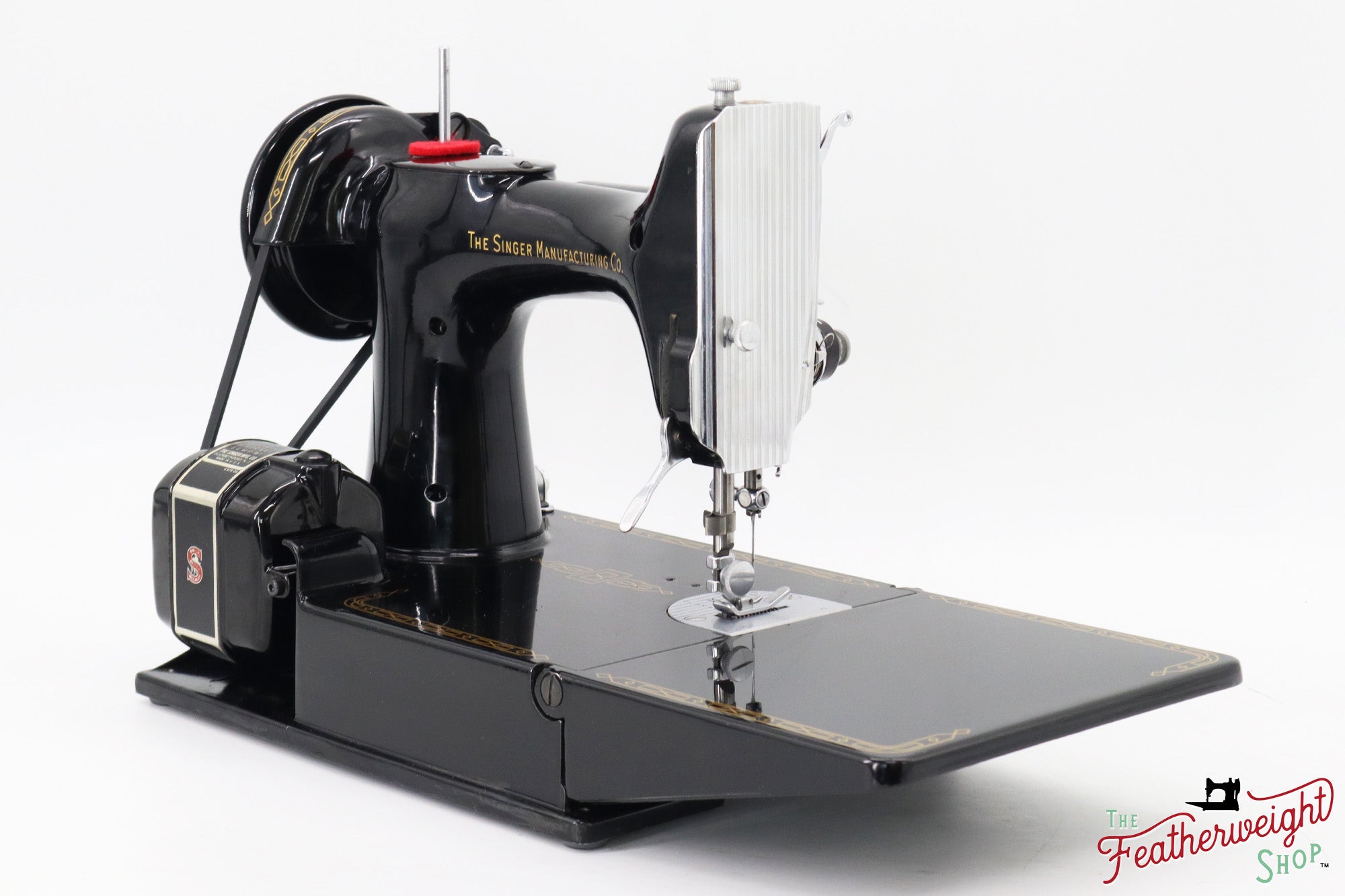 Singer Featherweight 221 Sewing Machine, AM780*** - 1957