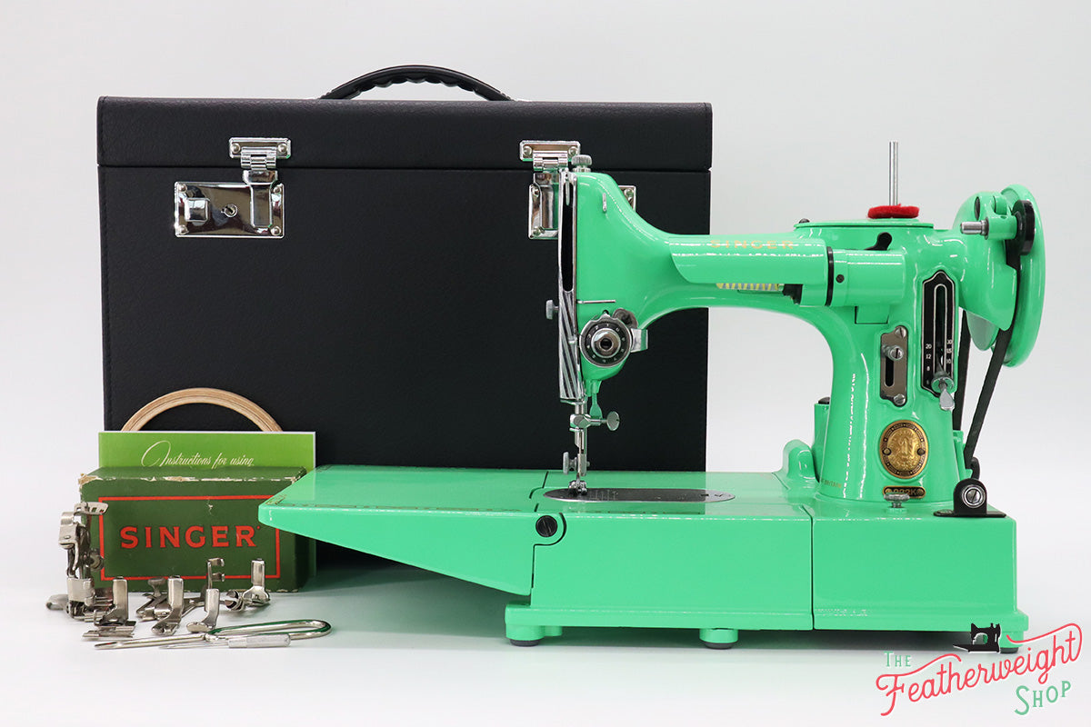 Singer Featherweight 222K Sewing Machine EJ9108** - Fully Restored in Minty Mint Candy Green