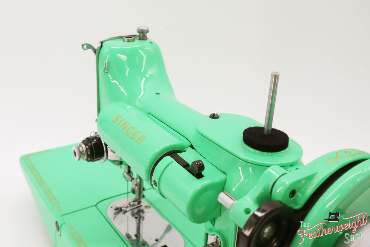 Singer Featherweight 222K Sewing Machine EJ9108** - Fully Restored in Minty Mint Candy Green