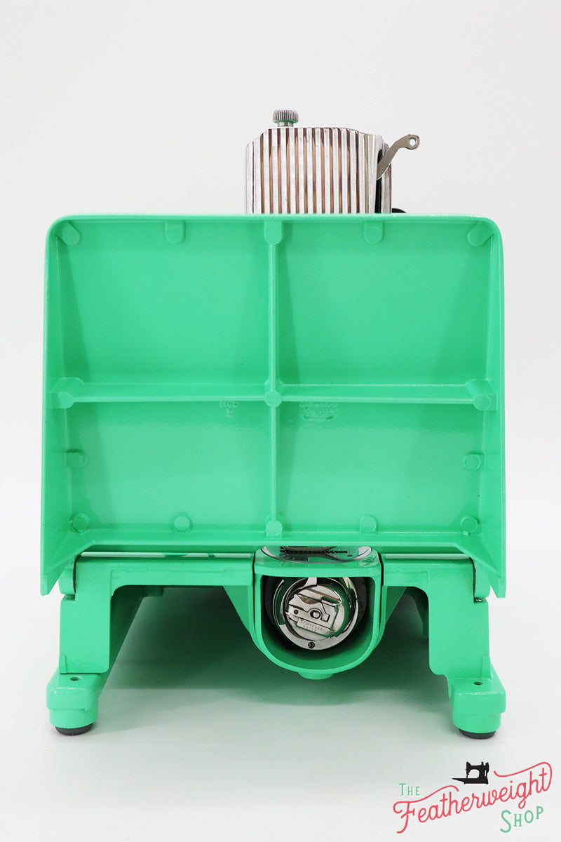 Singer Featherweight 222K Sewing Machine EJ9108** - Fully Restored in Minty Mint Candy Green