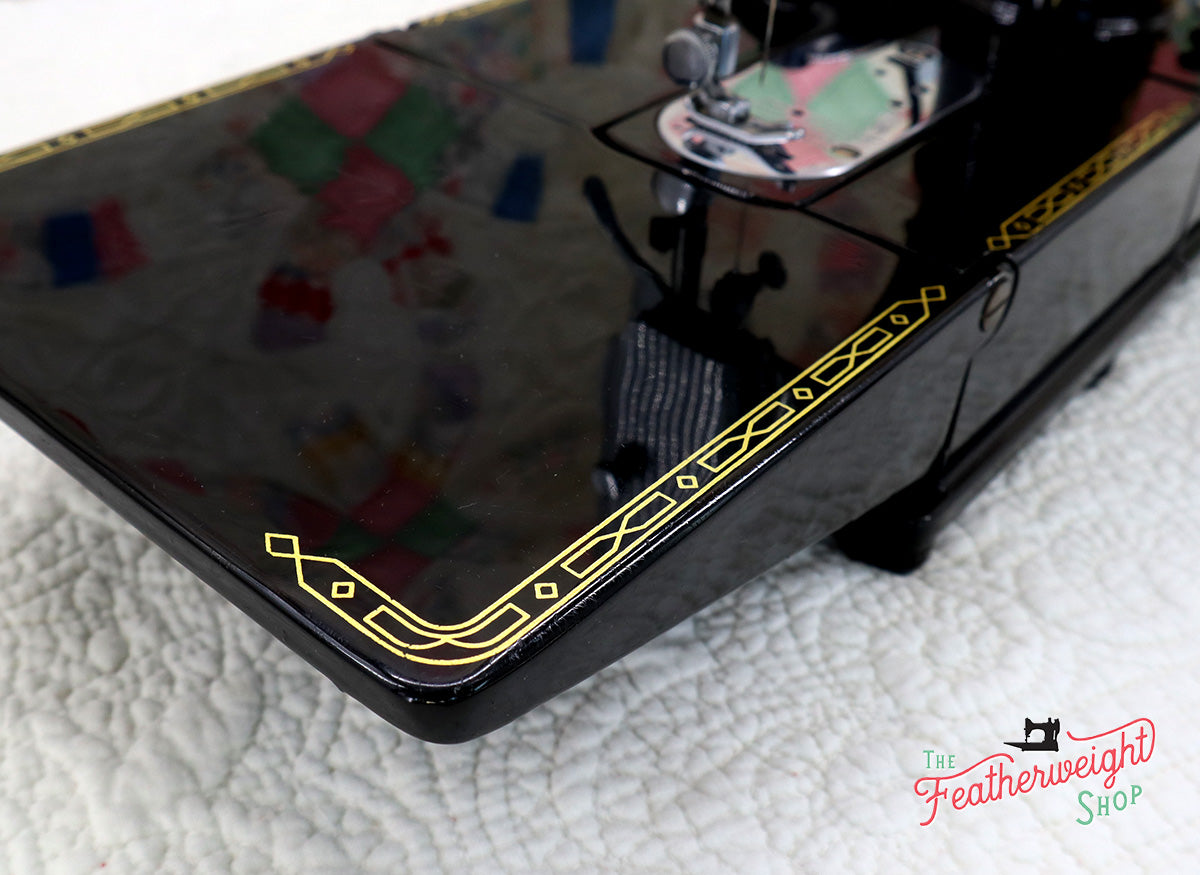 Singer Featherweight 222K Sewing Machine EM957***