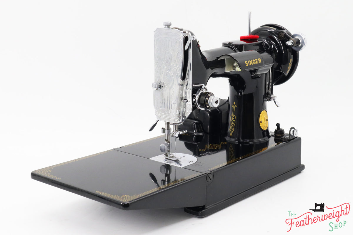 Singer Featherweight 221 Sewing Machine For Sale – The Singer 