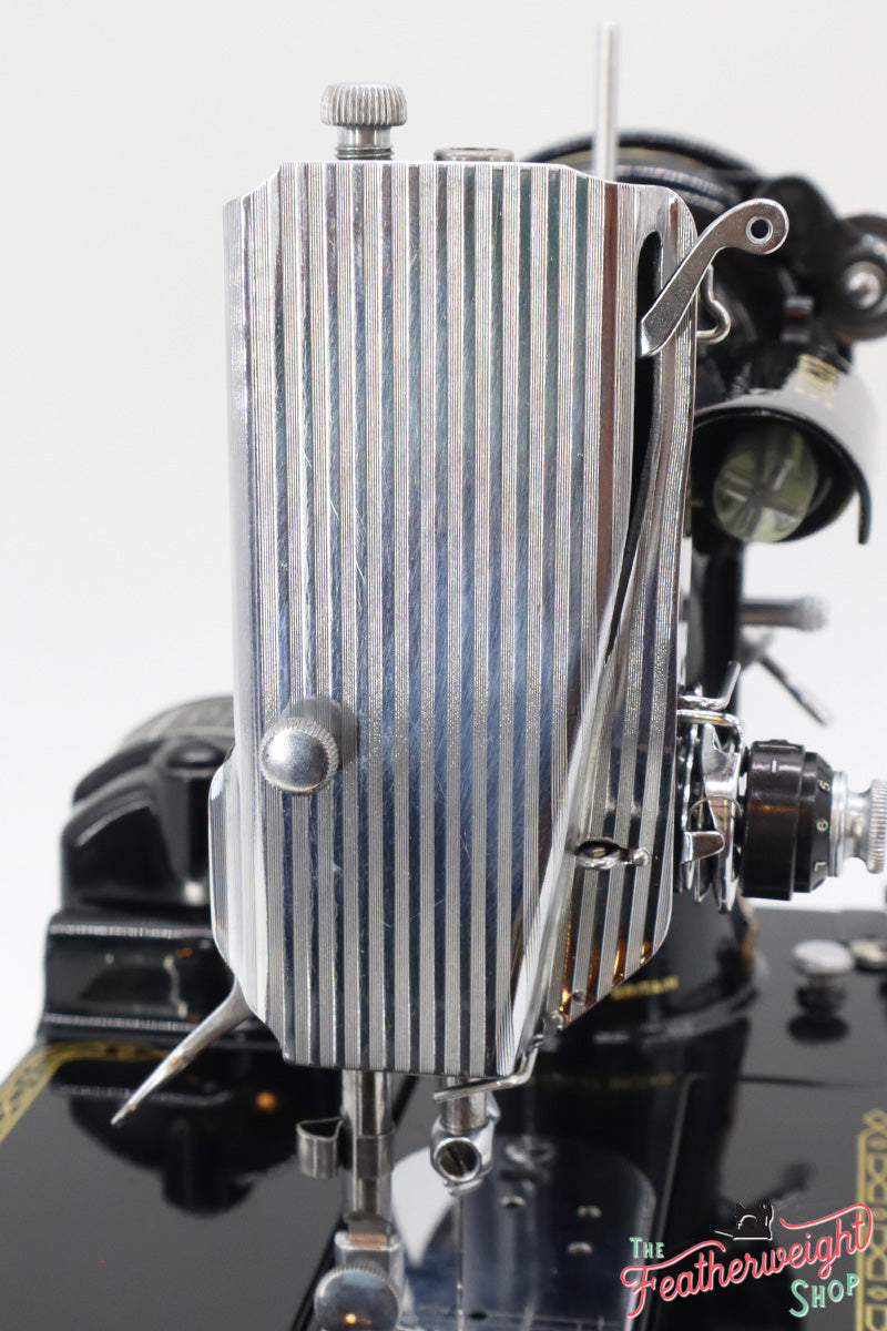 Singer Featherweight 222K Sewing Machine EJ618***