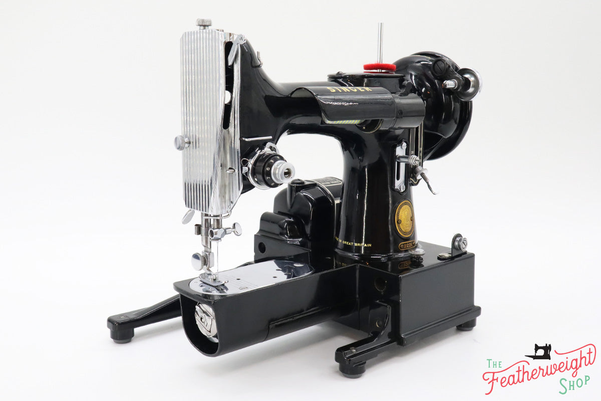 Singer Featherweight 222K Sewing Machine EJ618***