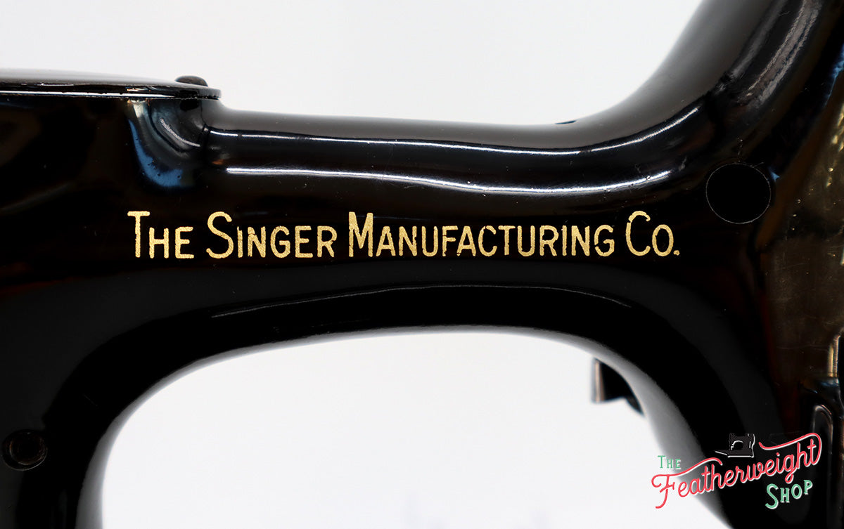 Singer Featherweight 221 Sewing Machine, AJ204***