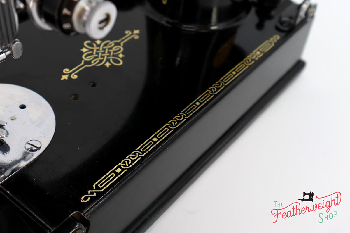 Singer Featherweight 221 Sewing Machine, AJ204***
