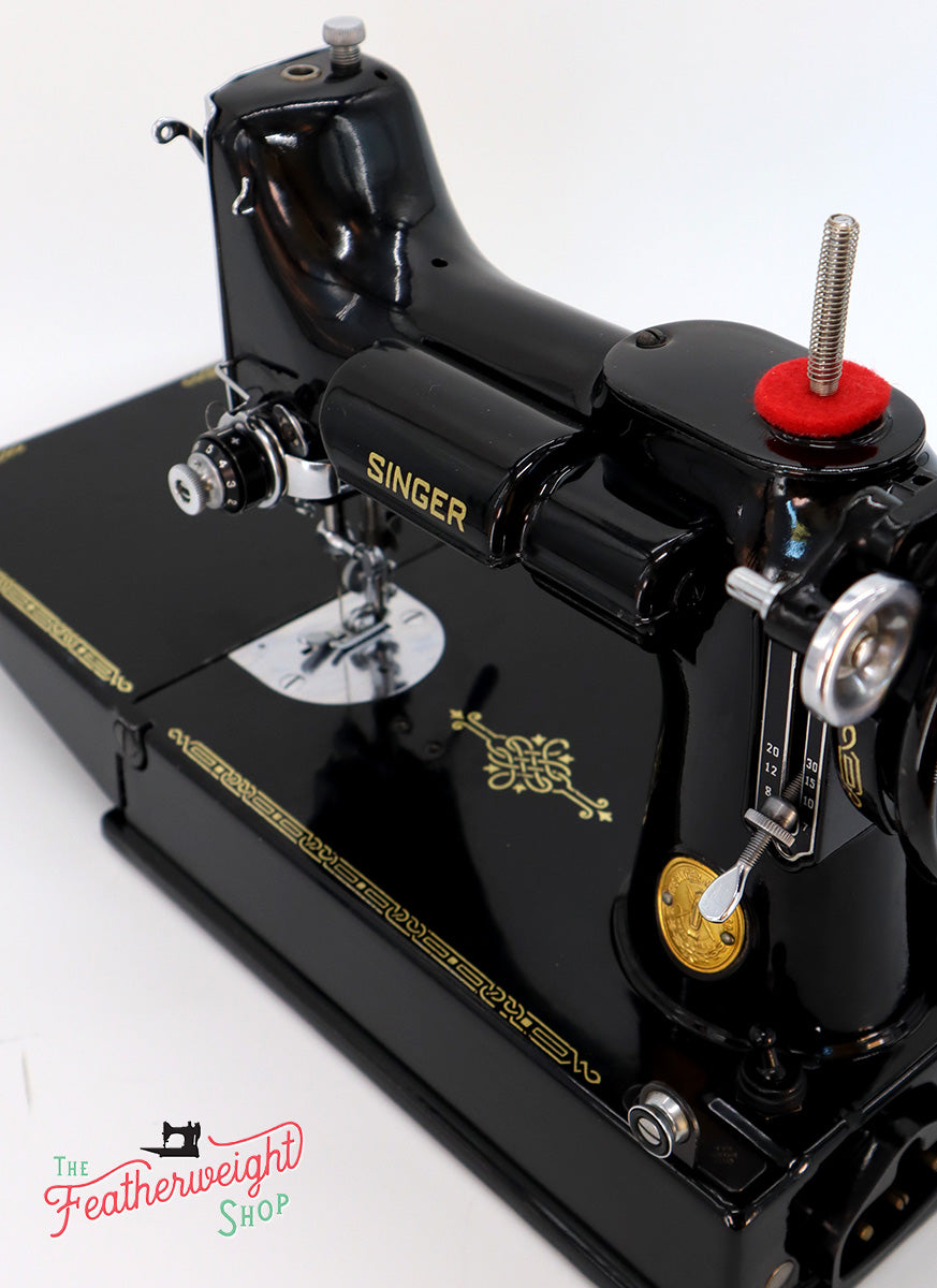 Singer Featherweight 221 Sewing Machine, AJ204***