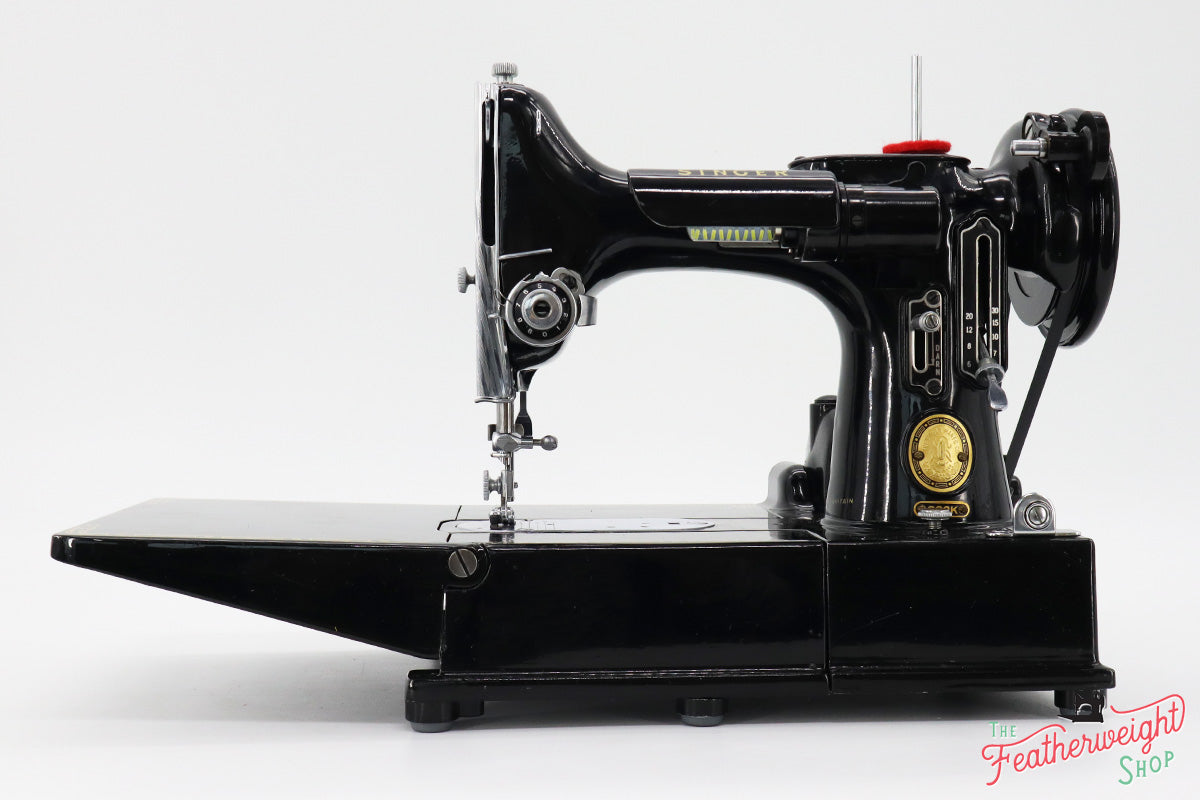 Singer Featherweight 222K 1957 - EM605***