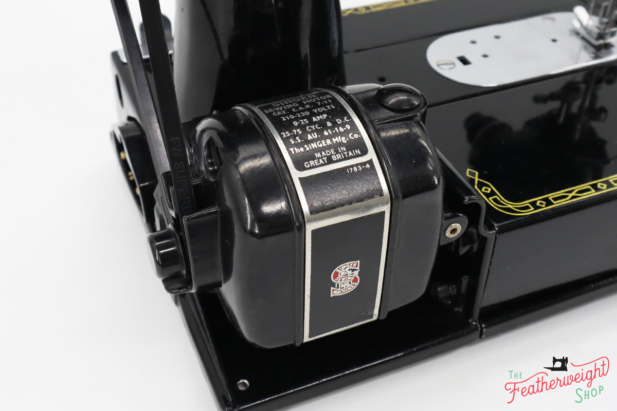Singer Featherweight 222K 1957 - EM605***