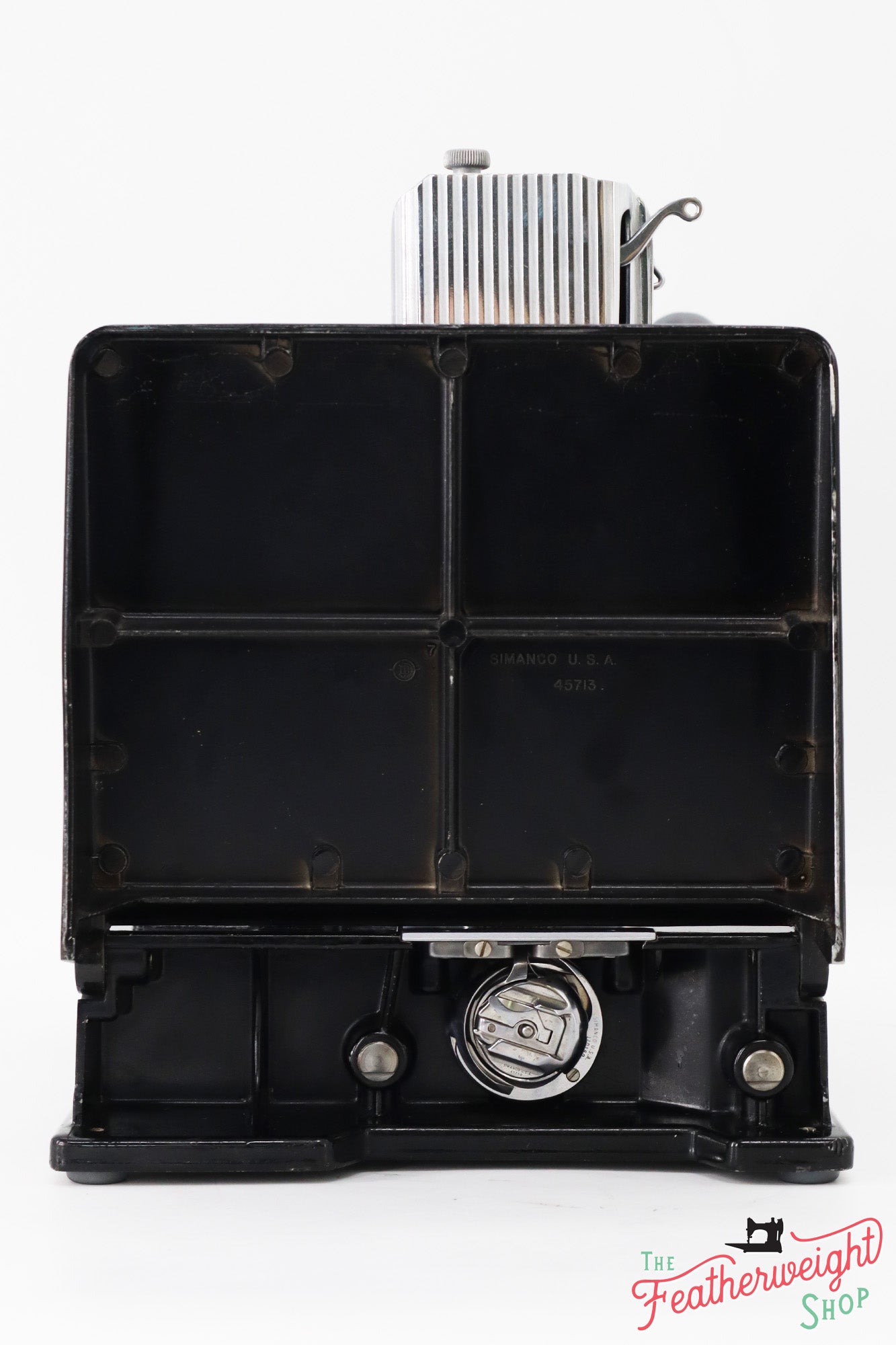 Singer Featherweight 221 Sewing Machine, AM777***