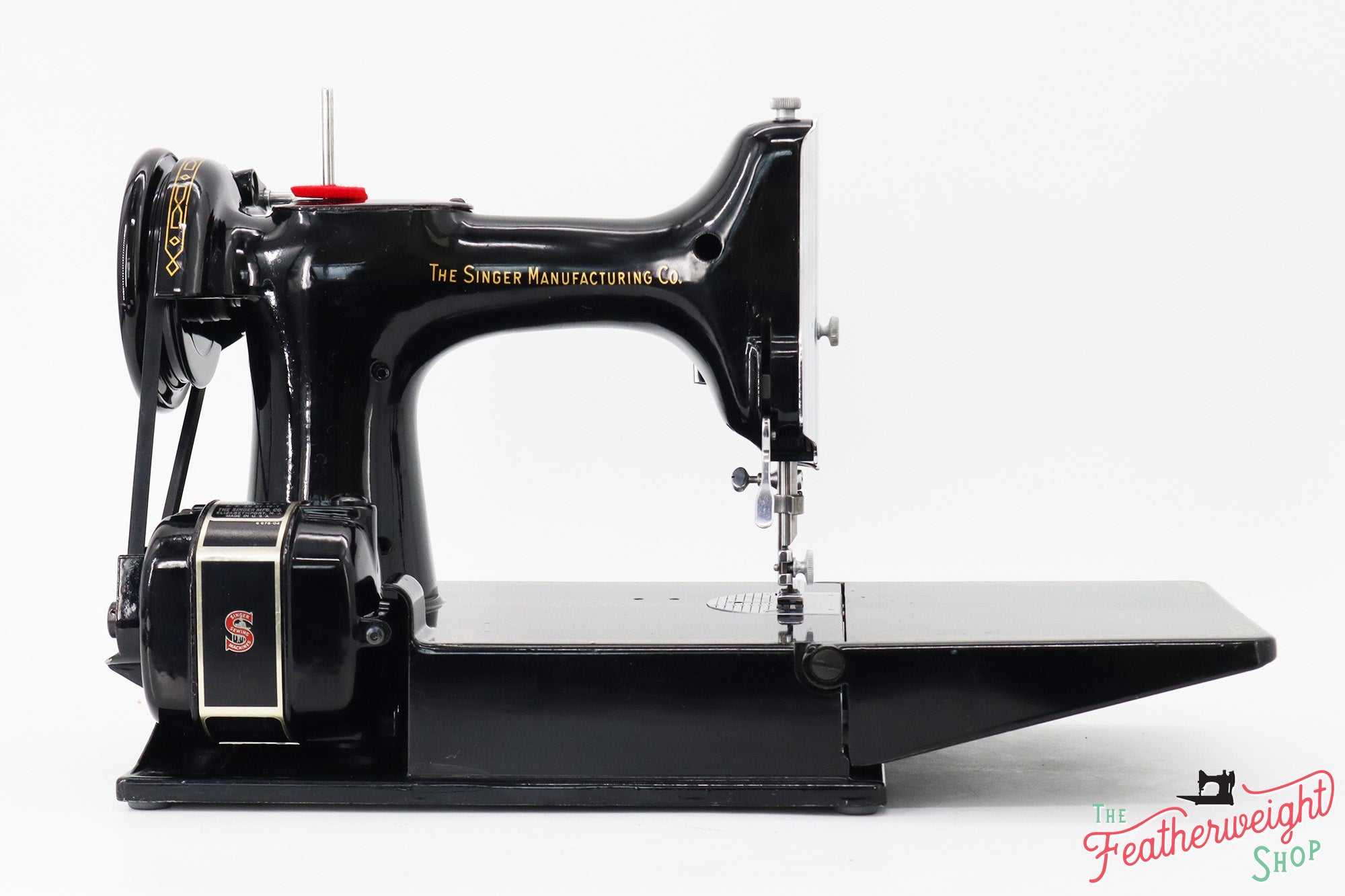 Singer Featherweight 221 Sewing Machine, AM777***