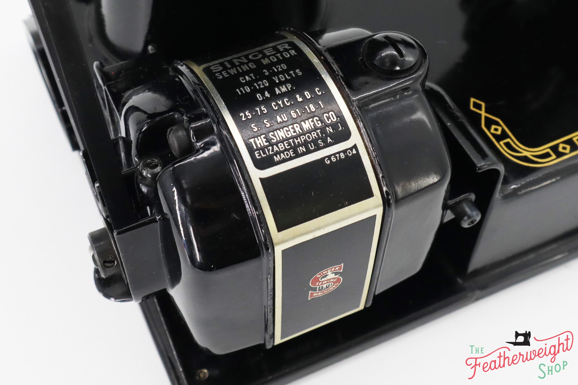 Singer Featherweight 221 Sewing Machine, AM777***