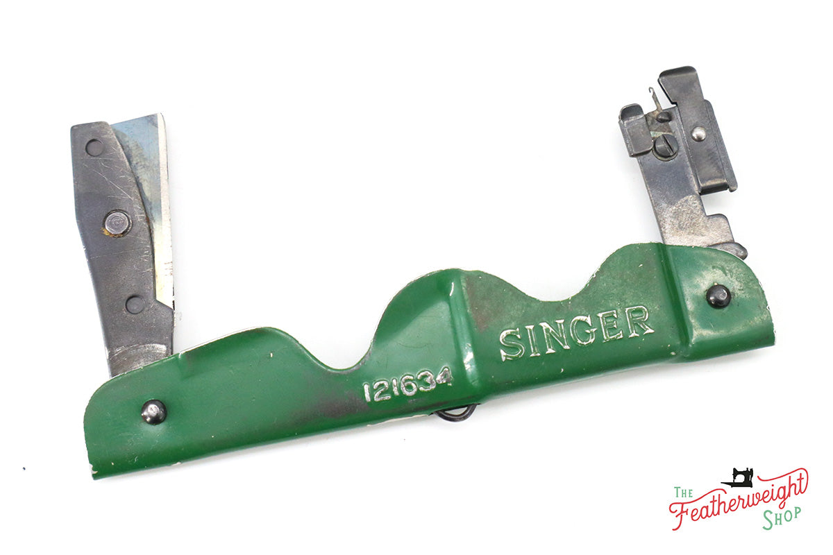 Needle Threader and Seam Ripper, Singer (Vintage Original)
