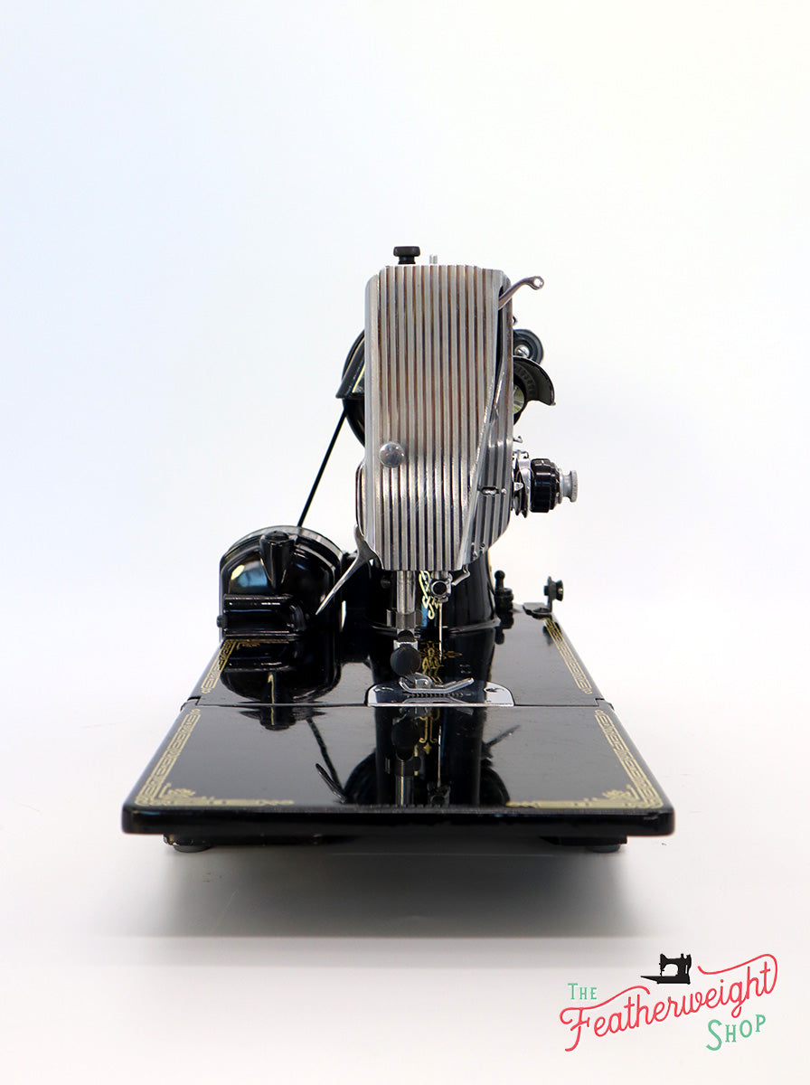 Singer Featherweight 221 Sewing Machine, Centennial: AK579***