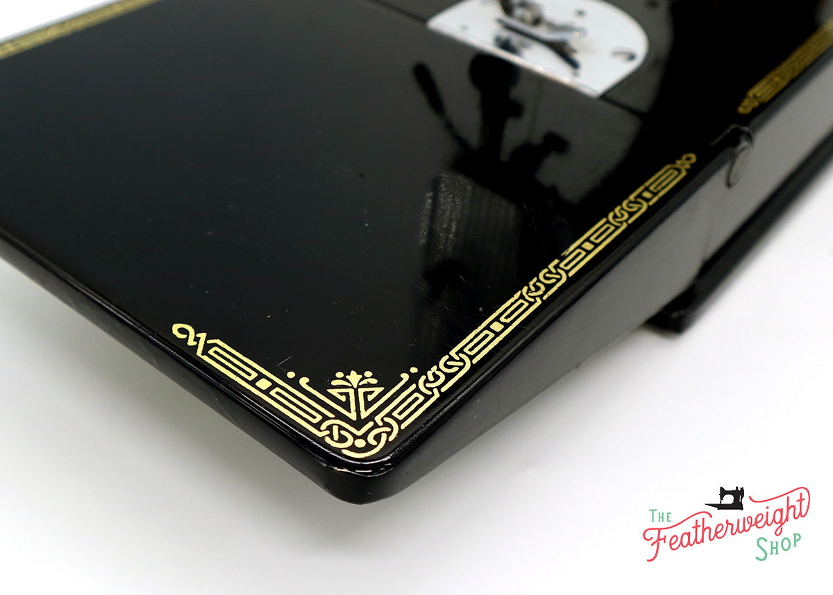 Singer Featherweight 221 Sewing Machine, Centennial: AK579***