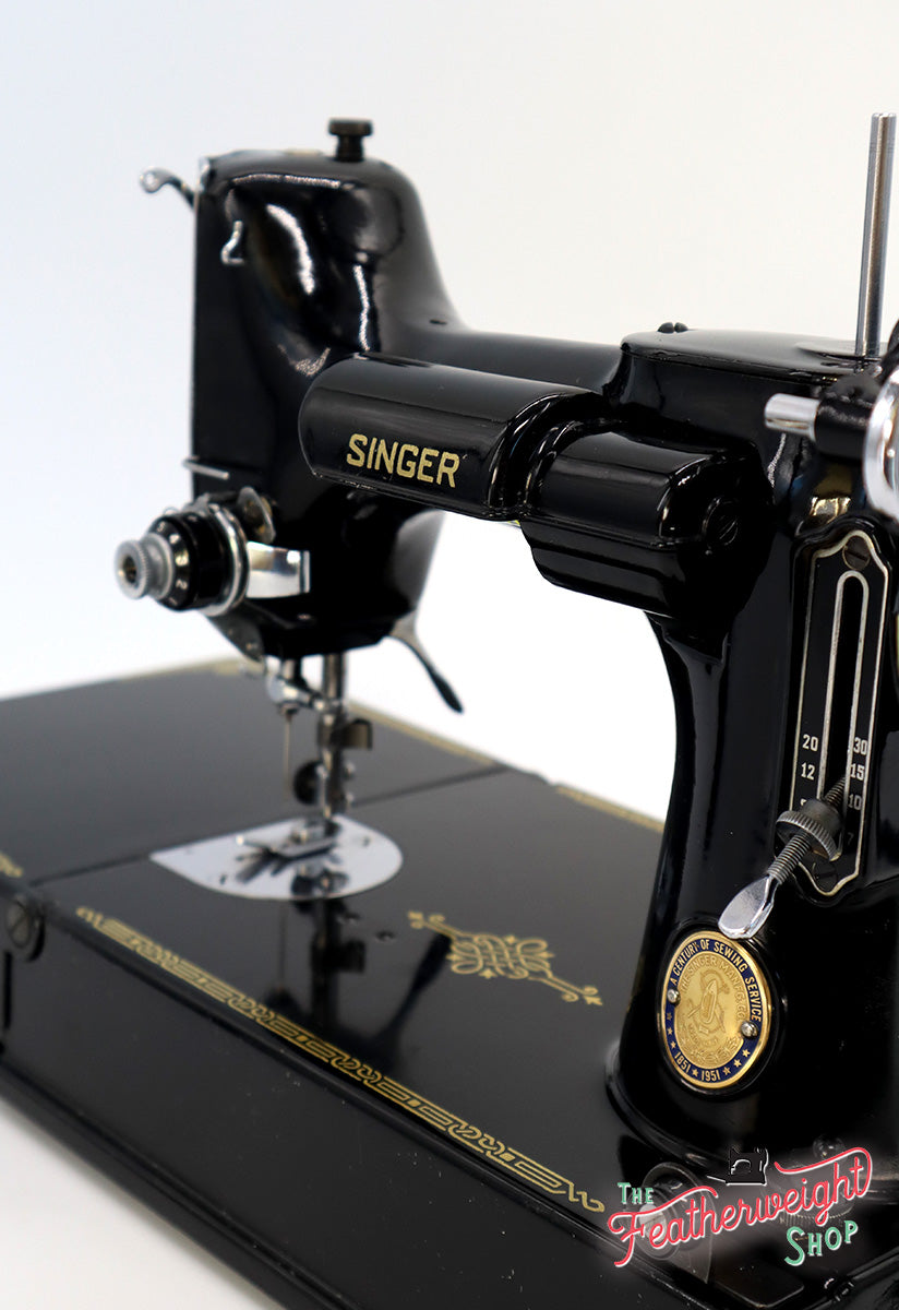 Singer Featherweight 221 Sewing Machine, Centennial: AK579***