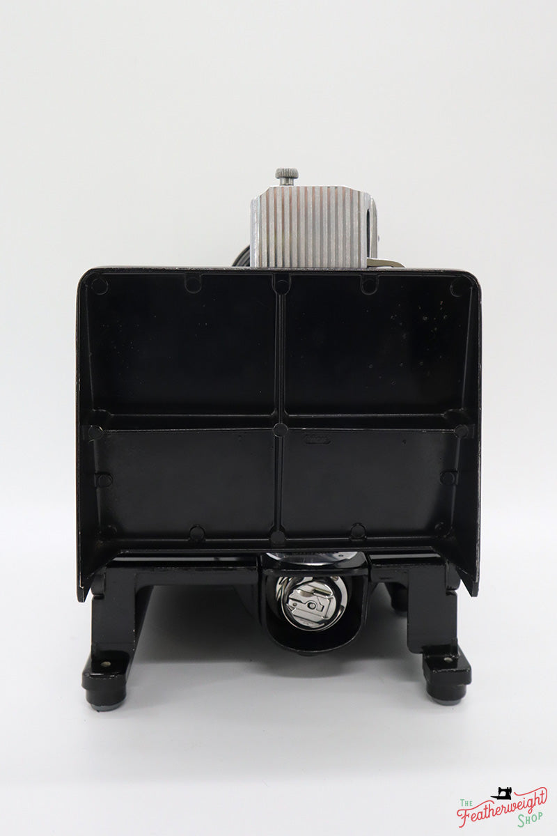 Singer Featherweight 222K Sewing Machine EL17684*