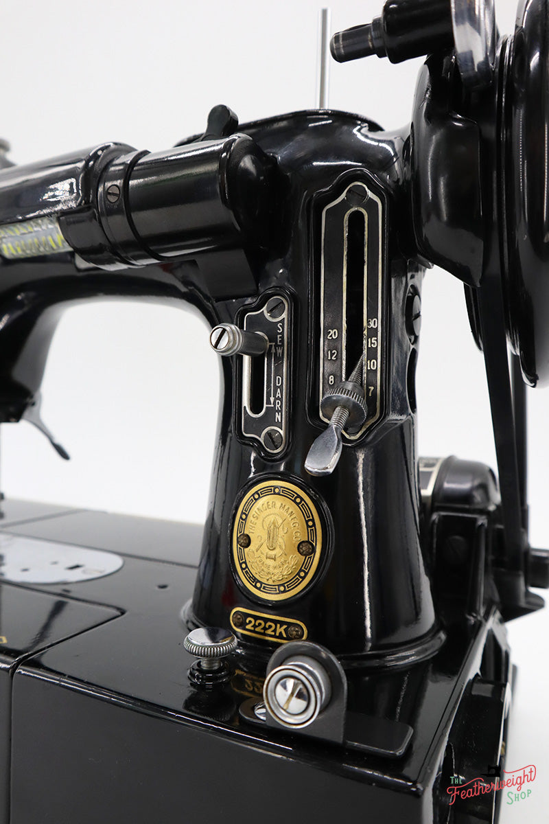 Singer Featherweight 222K Sewing Machine EL17684*