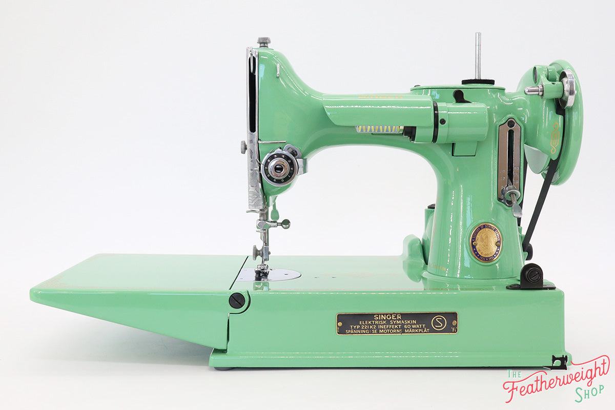 Singer Featherweight Swedish 221K Centennial EG966*** - Fully Restored in Jadeite Milky Green