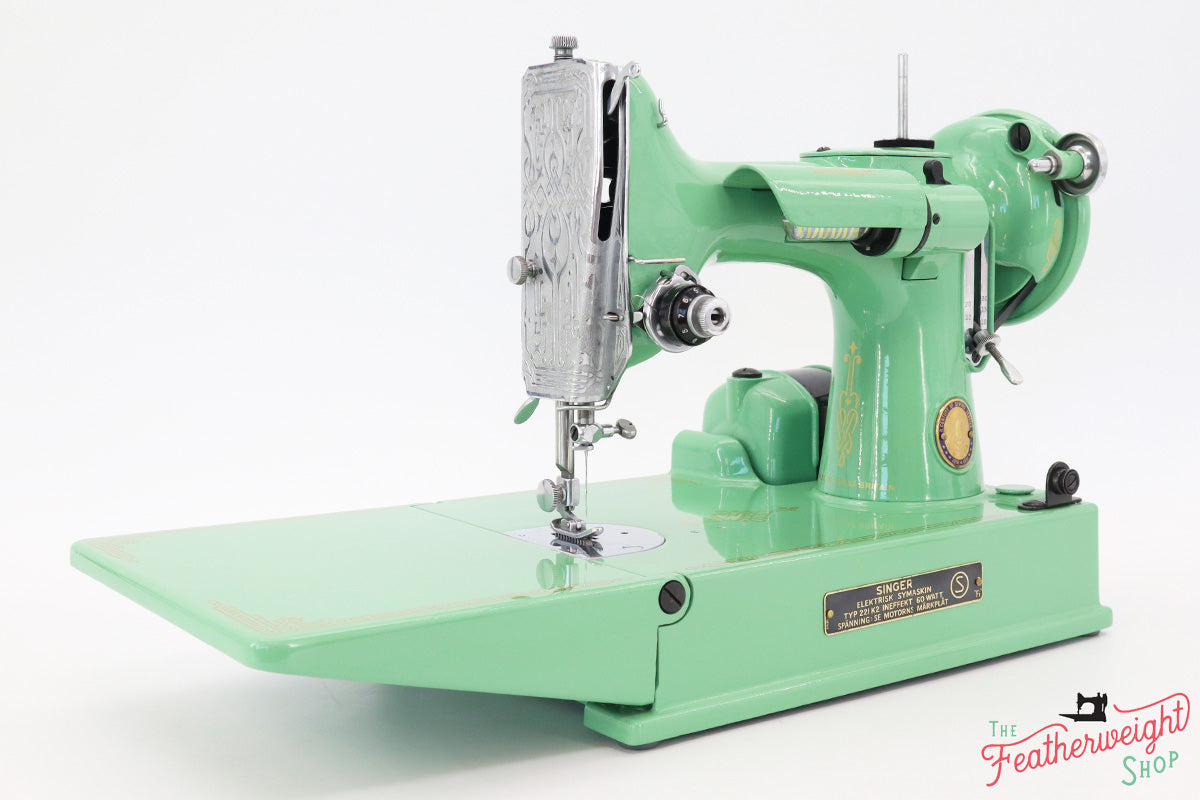 Singer Featherweight Swedish 221K Centennial EG966*** - Fully Restored in Jadeite Milky Green