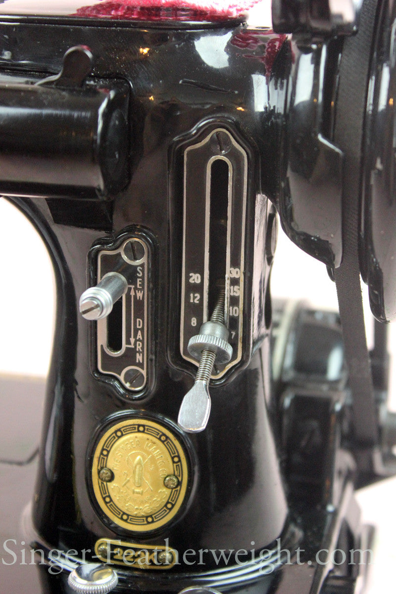 Screw, Singer Featherweight Stitch Length Indicator Screws - Set of 2 (Vintage Original)